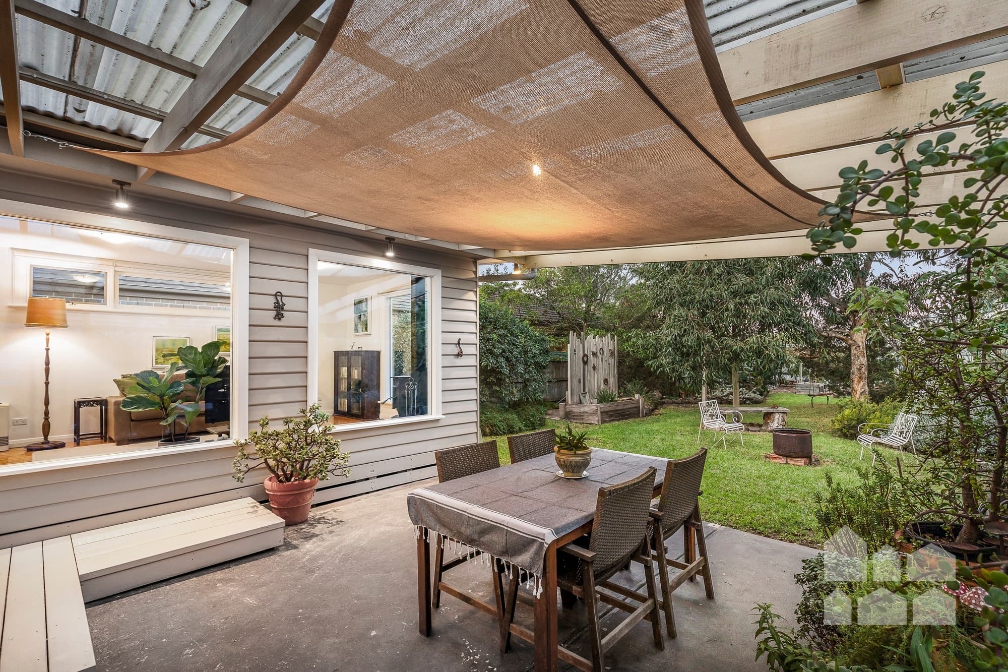 23 Dongola Road, West Footscray - Thumbnail 8