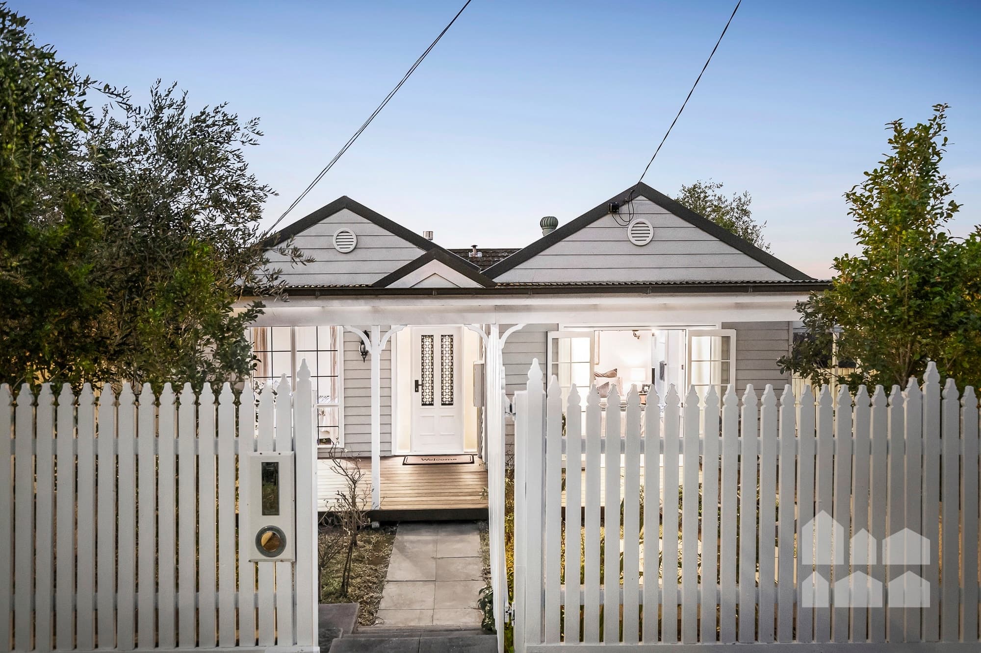 12 Grandview Avenue, Maribyrnong - Image 1