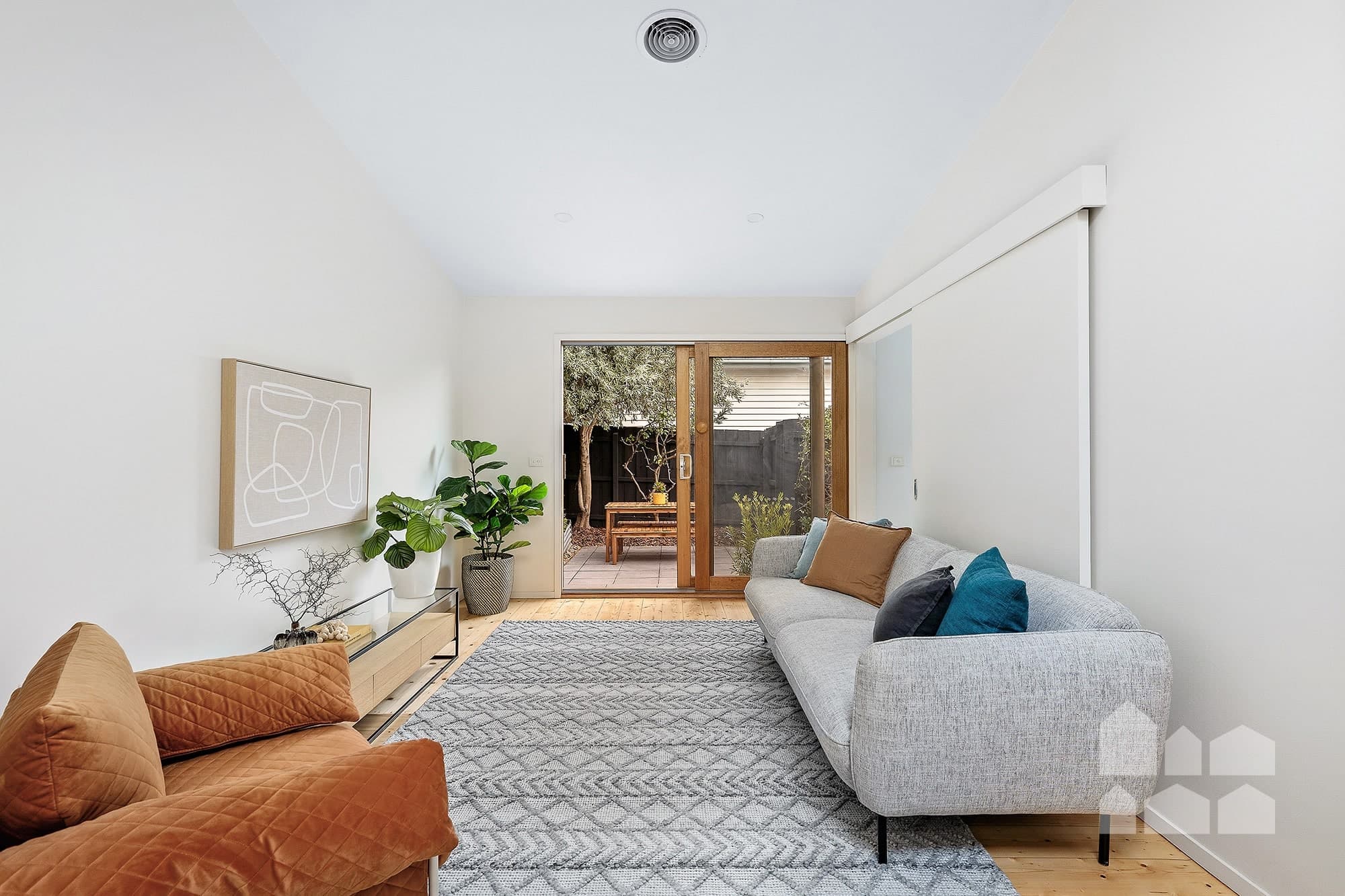 102 Albert Street, Seddon - Thumbnail 2