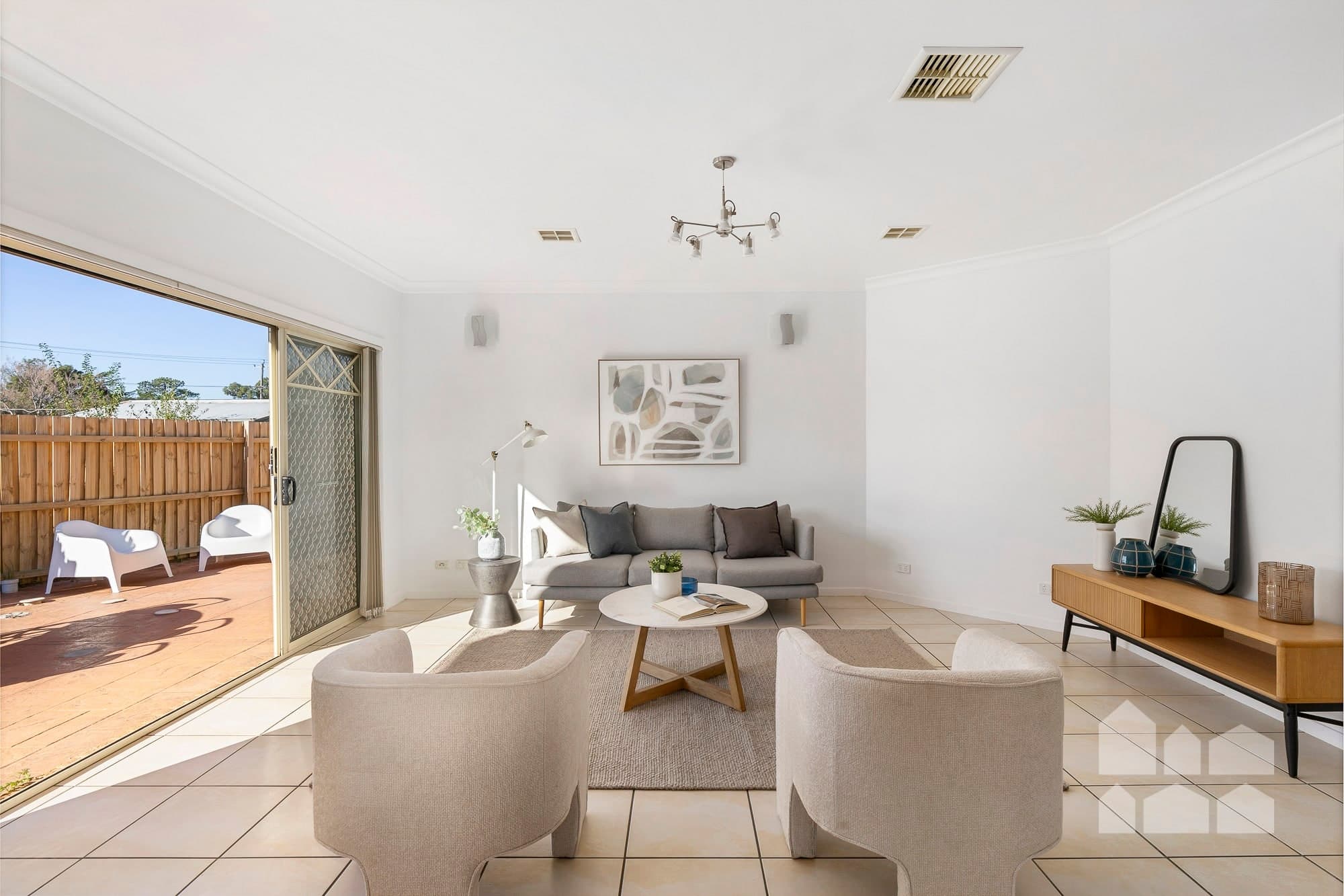2/16 Rooney Street, Maidstone - Thumbnail 3