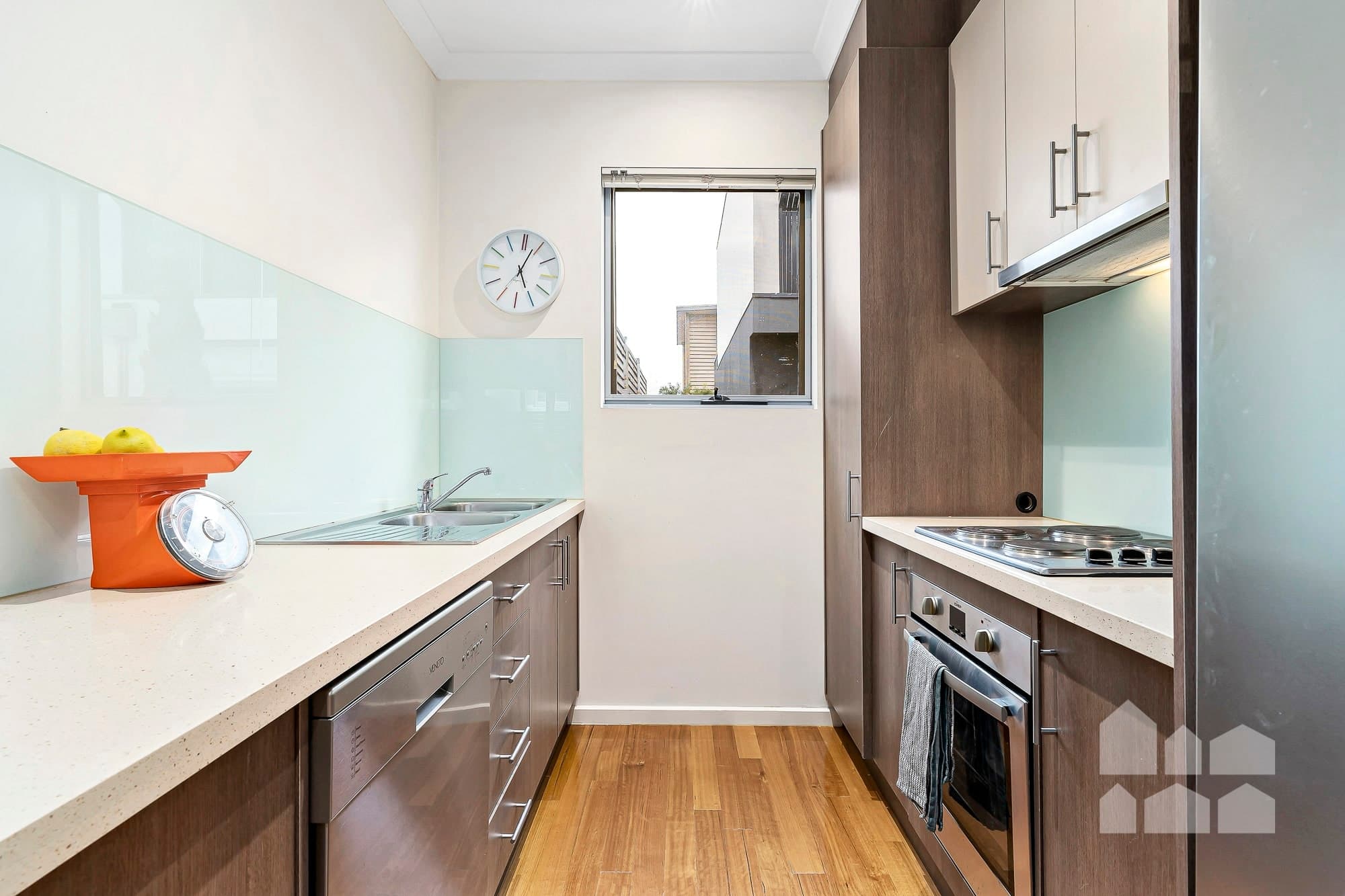 5/10 Rosamond Road, Footscray - Thumbnail 5