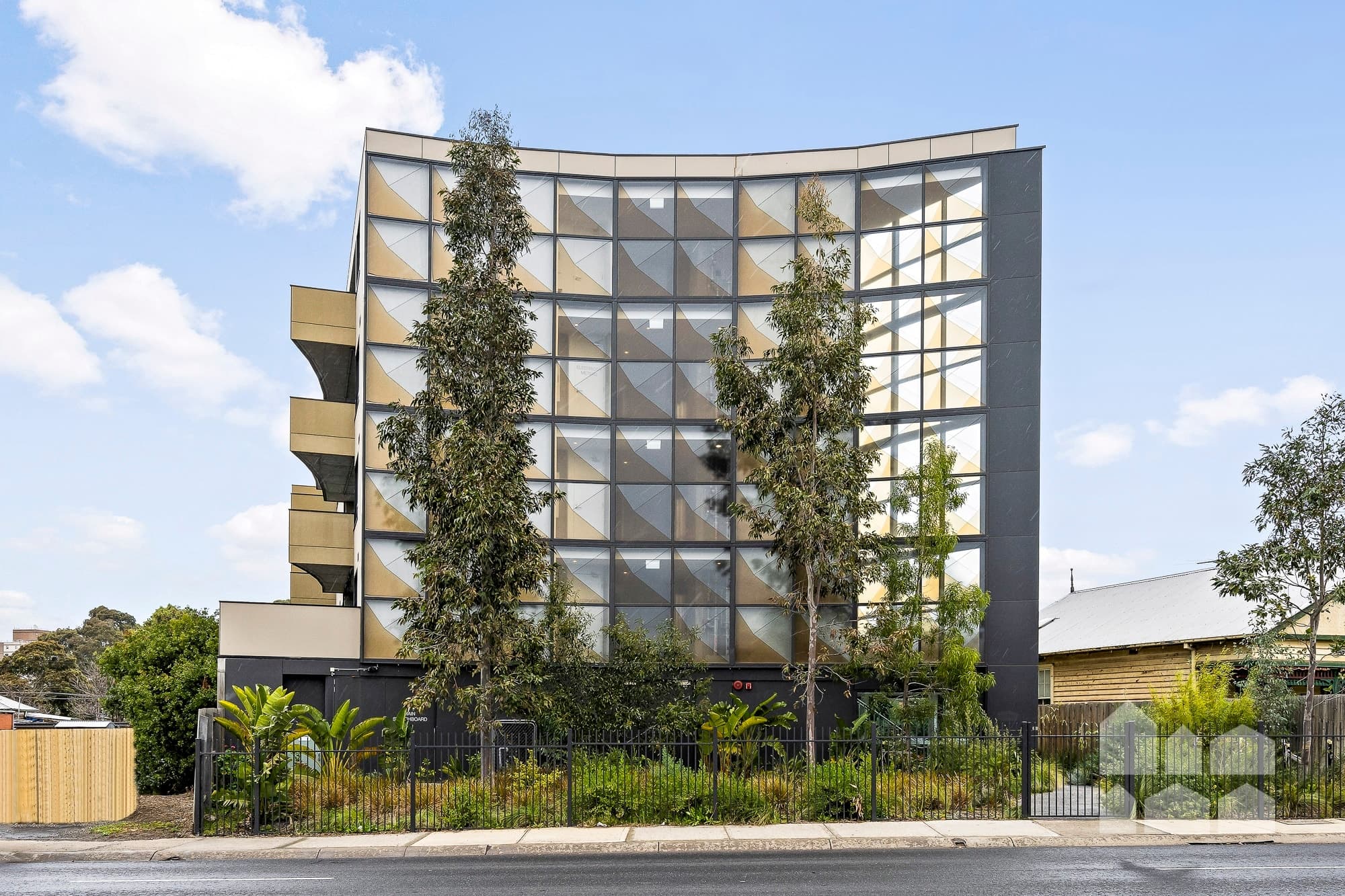 203/205-207 Ballarat Road, Footscray - Thumbnail 2