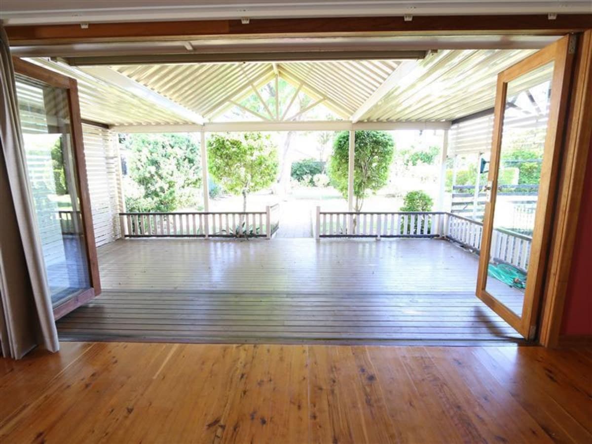 37 Barton Avenue, SINGLETON NSW 2330, Singleton - Thumbnail 2
