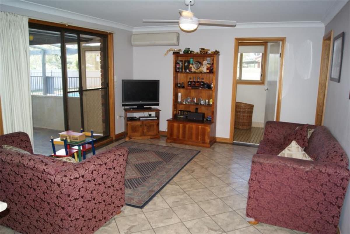 2 Beh Close, SINGLETON NSW 2330, Singleton - Thumbnail 7