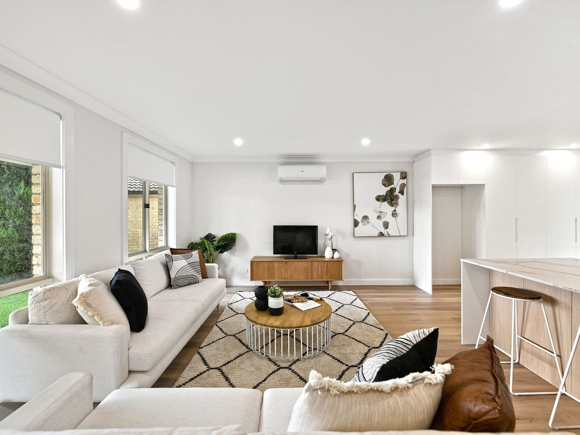 13 NORWIN PLACE, Stanhope Gardens, Stanhope Gardens - Thumbnail 4