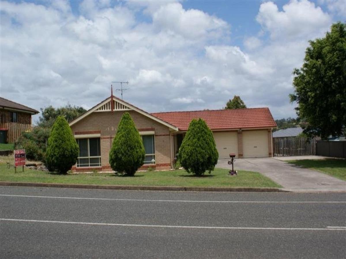 10 Casey Drive, SINGLETON NSW 2330, Singleton - Image 1