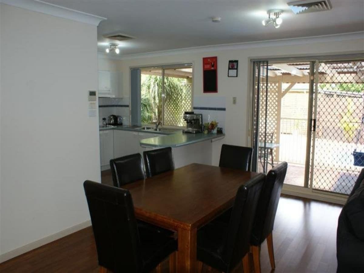10 Casey Drive, SINGLETON NSW 2330, Singleton - Thumbnail 5