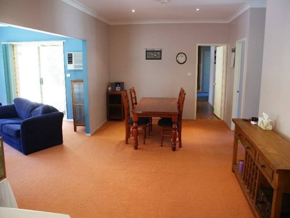 2.4 Ha..5 Bedroom..pool..4 Car Garageing!!, Contact Us, Singleton - Thumbnail 2