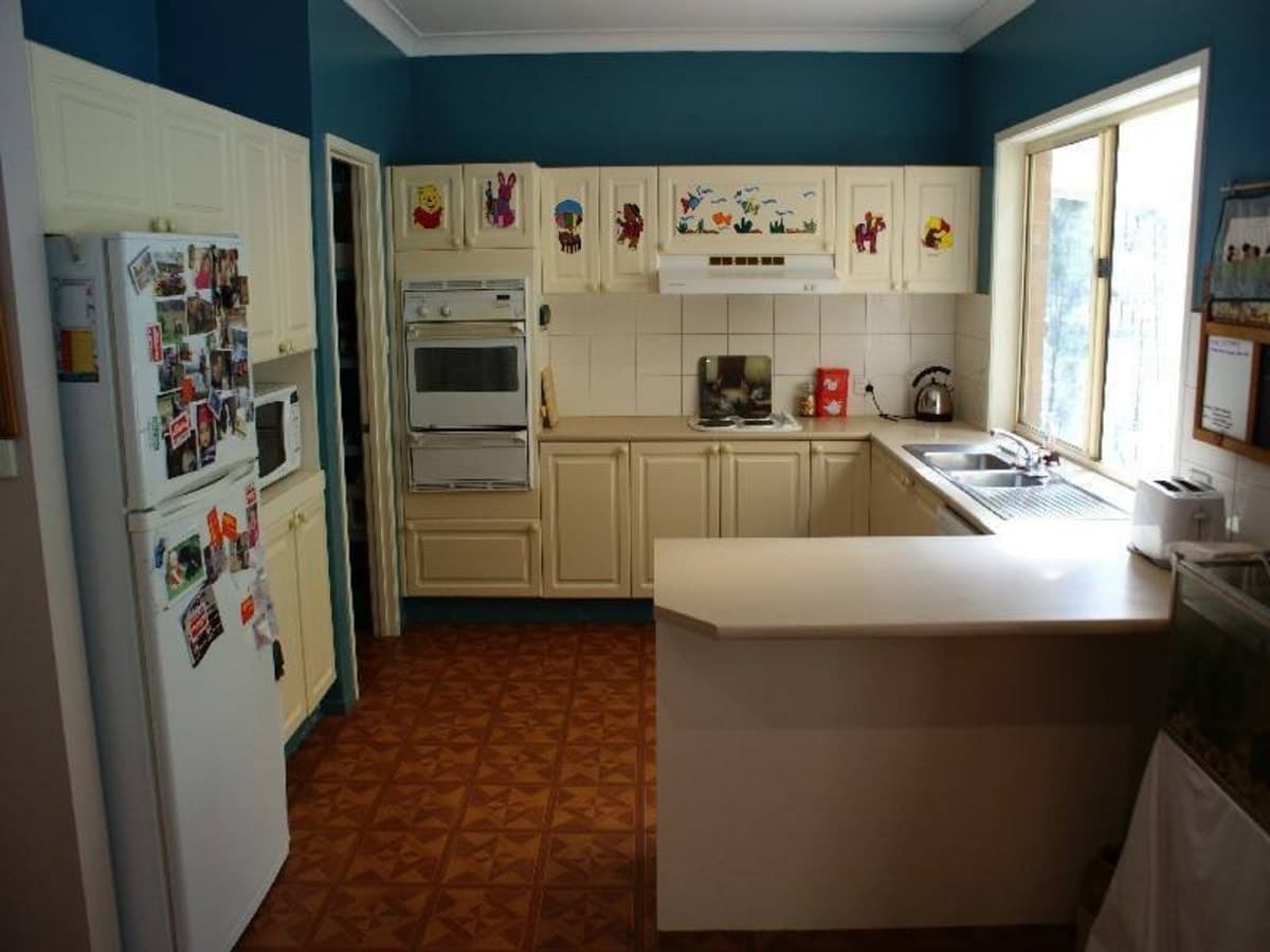 2.4 Ha..5 Bedroom..pool..4 Car Garageing!!, Contact Us, Singleton - Thumbnail 4