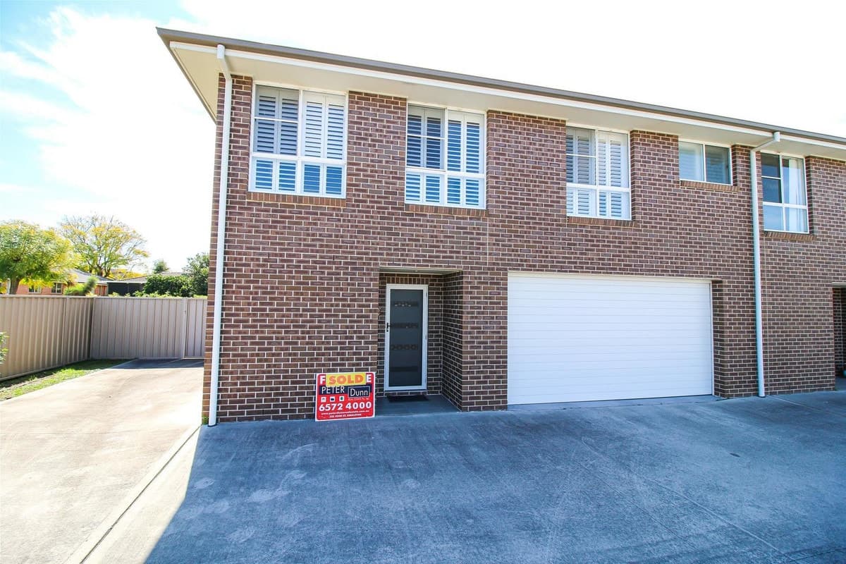 2 / 33A Church Street, SINGLETON NSW 2330, Singleton - Image 1