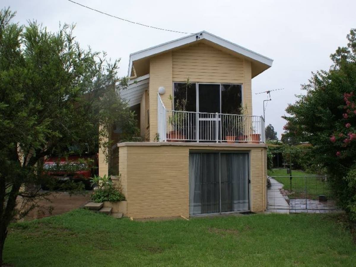 SINGLETON HEIGHTS NSW 2330, Singleton Heights - Image 1