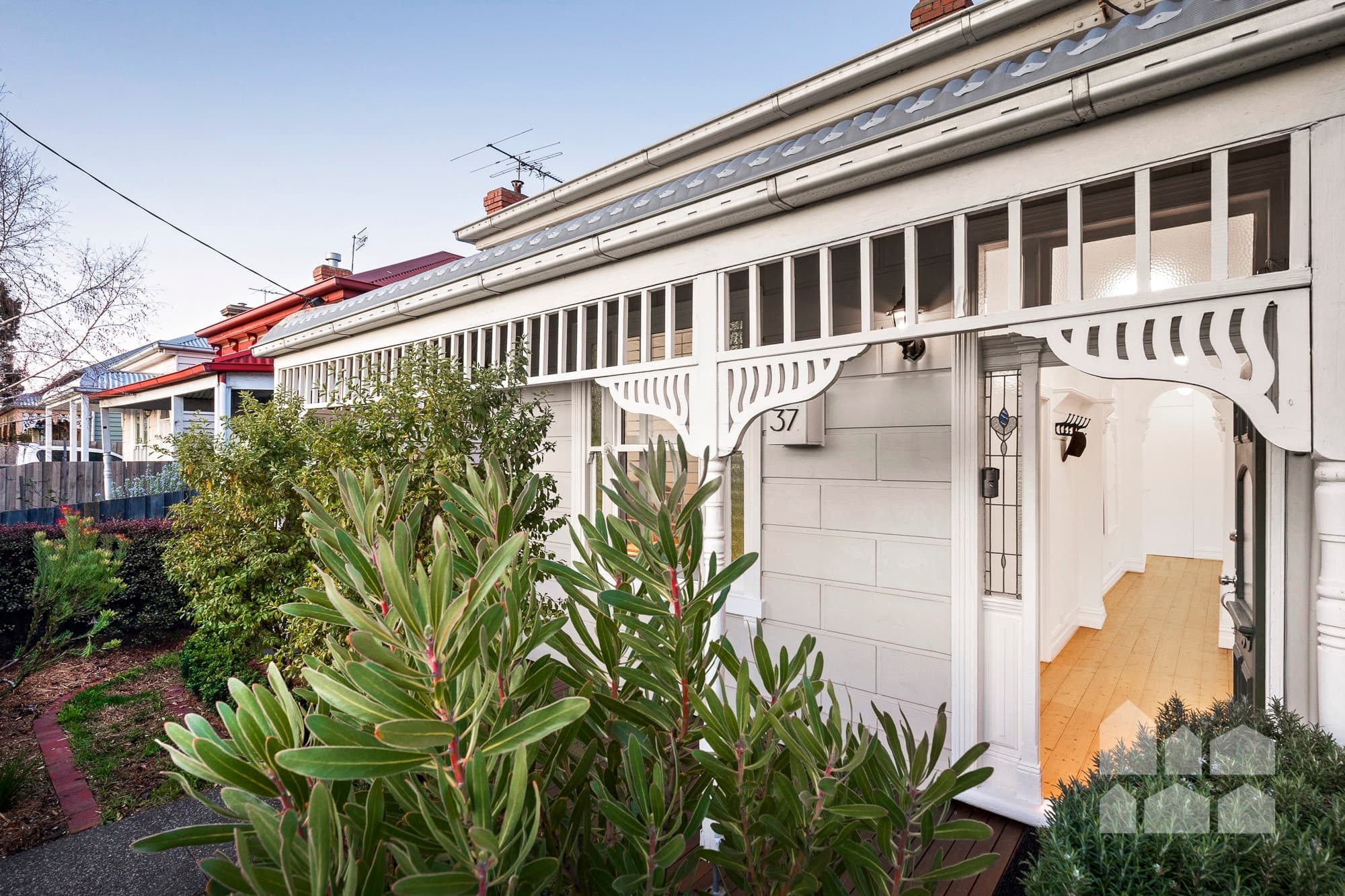 37 Williamstown Road, Seddon - Thumbnail 2