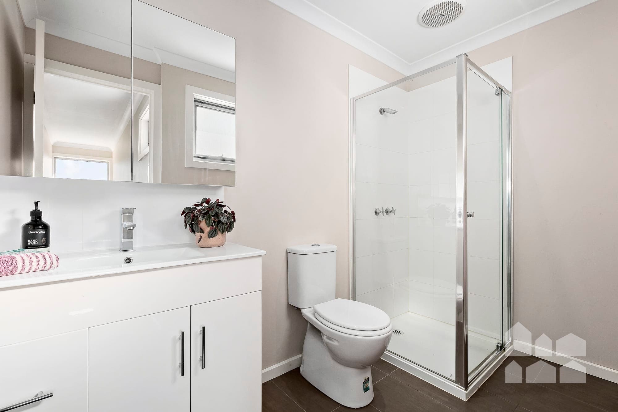 1A Holloway Street, Newport - Thumbnail 7