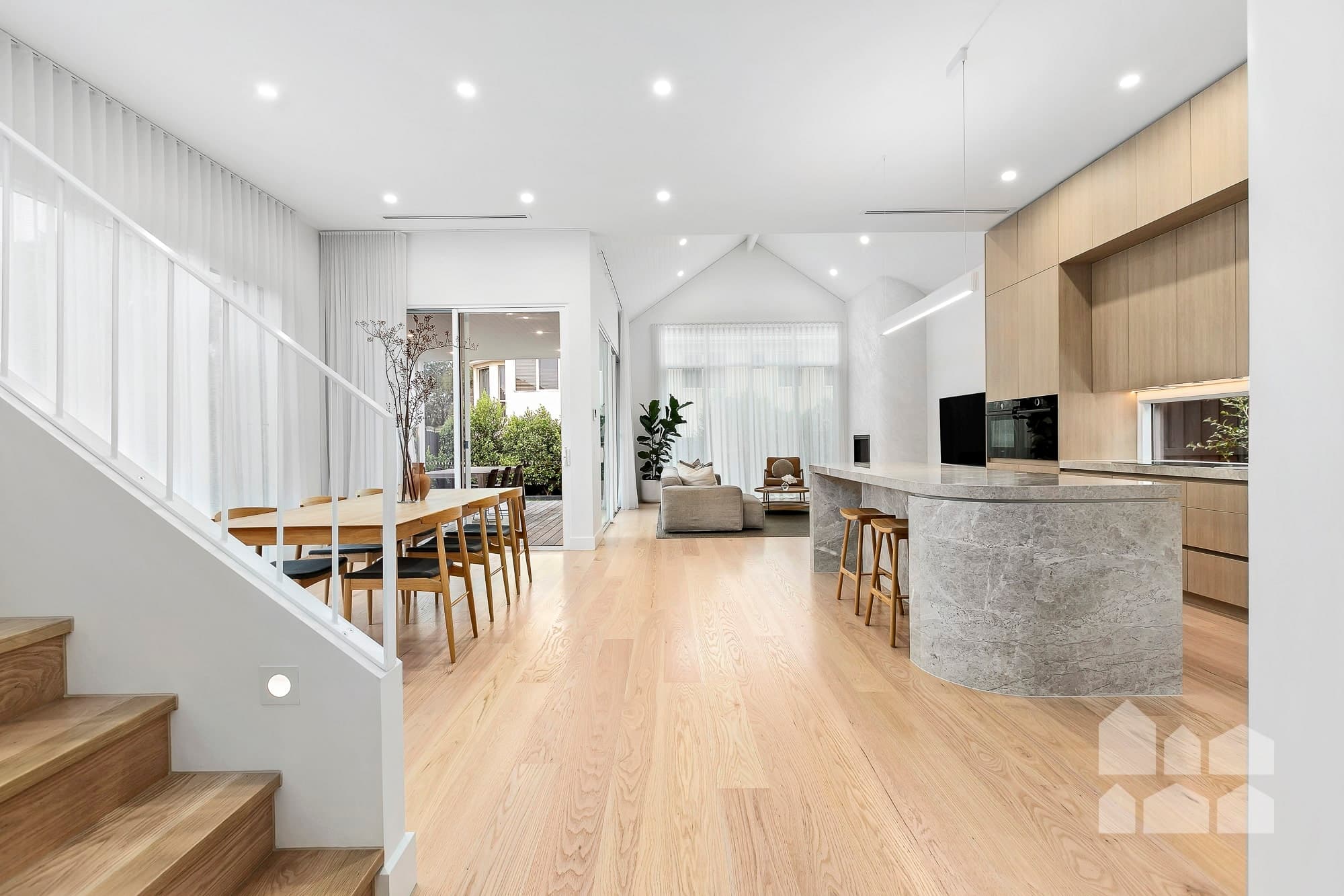 9 Gent Street, Yarraville - Thumbnail 3