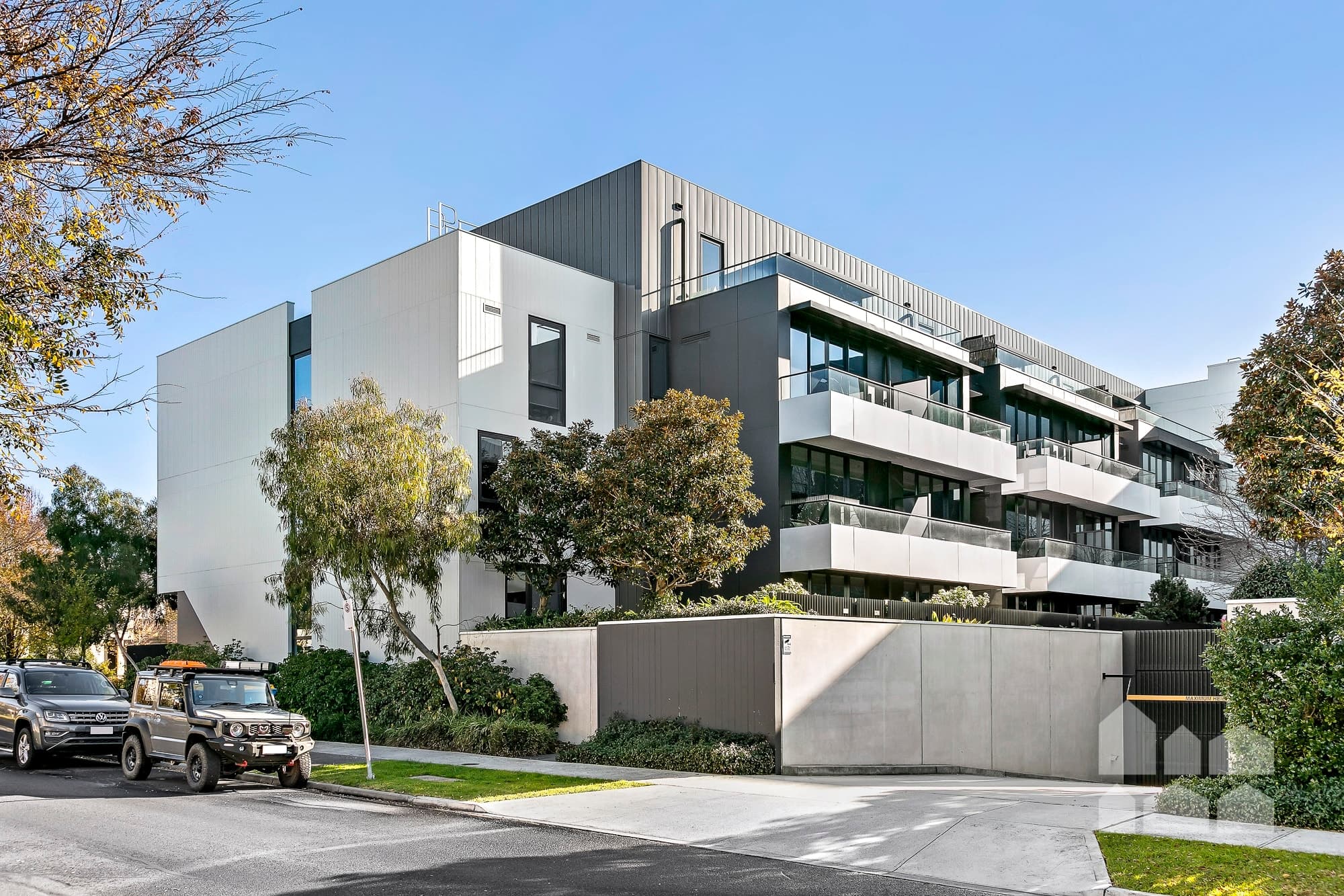 320/9 Hewitt Avenue, Footscray - Image 1
