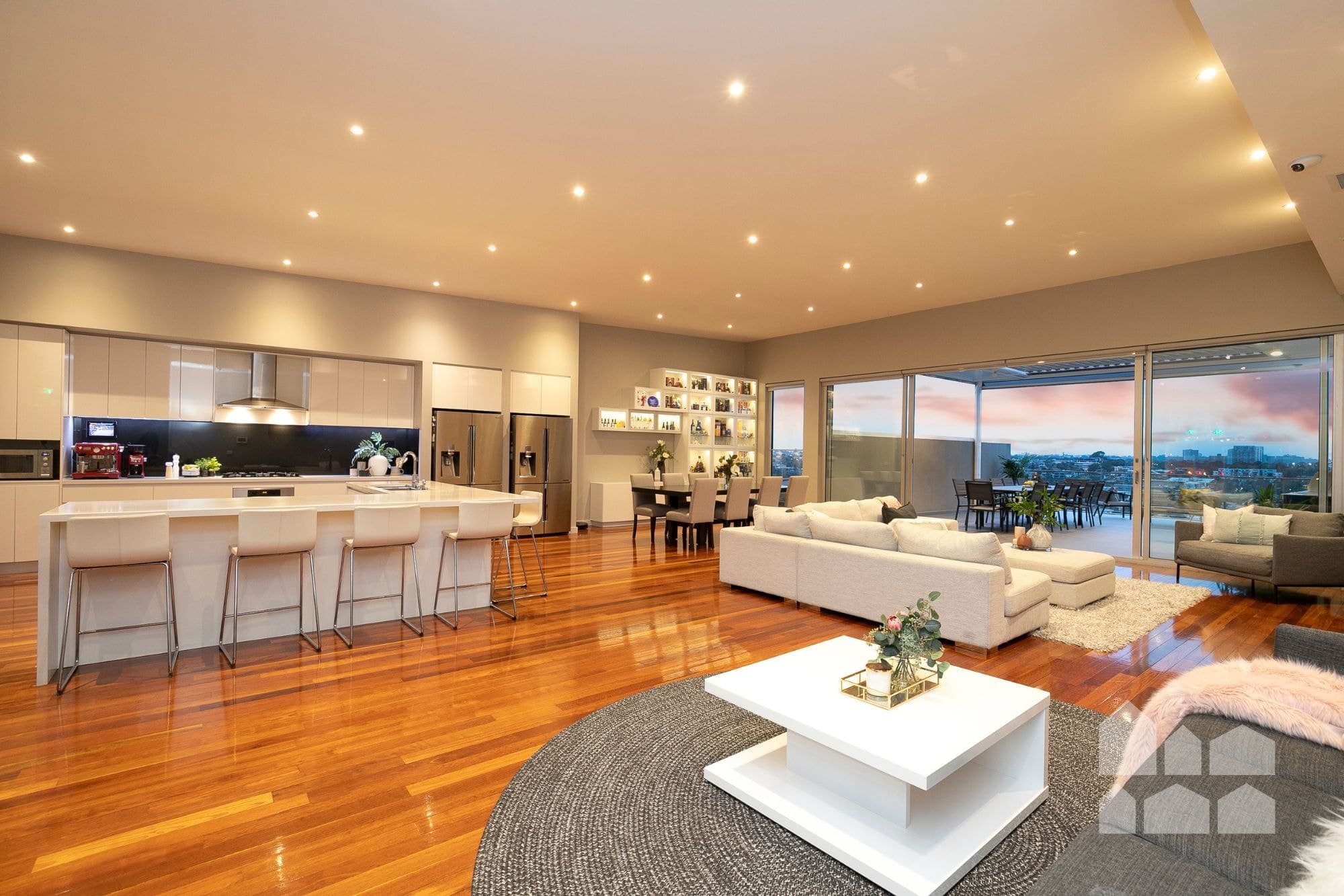 18 Skyline Drive, Maribyrnong - Thumbnail 2