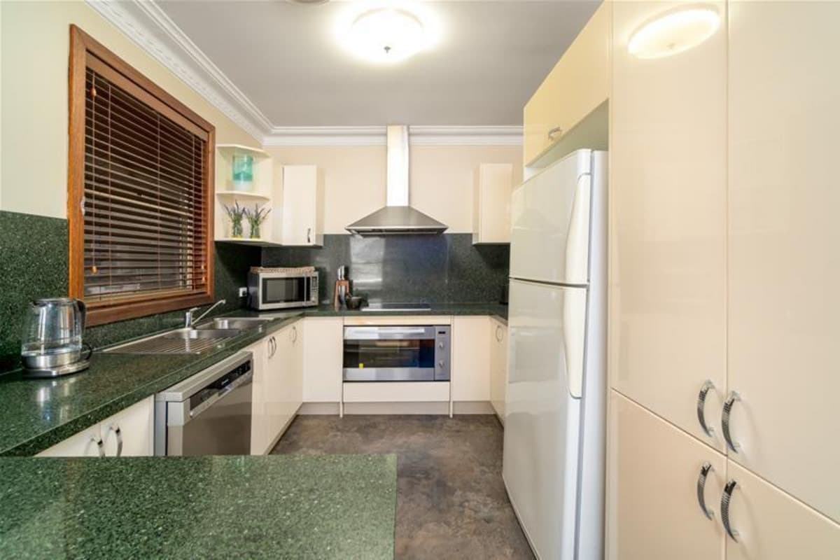 17 Frederick Street, SINGLETON NSW 2330, Singleton - Thumbnail 3