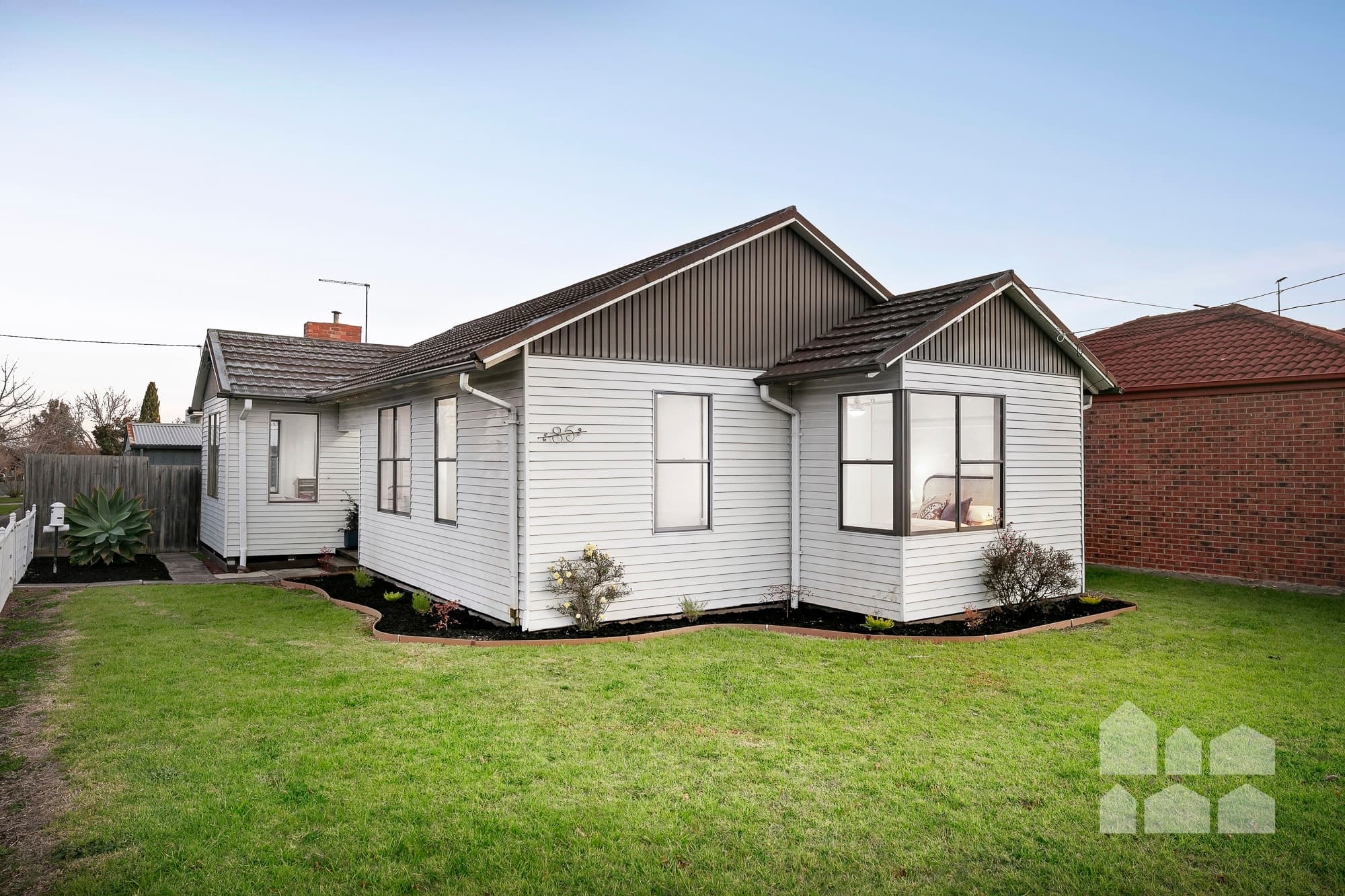 85 King Edward Avenue, Albion - Image 1