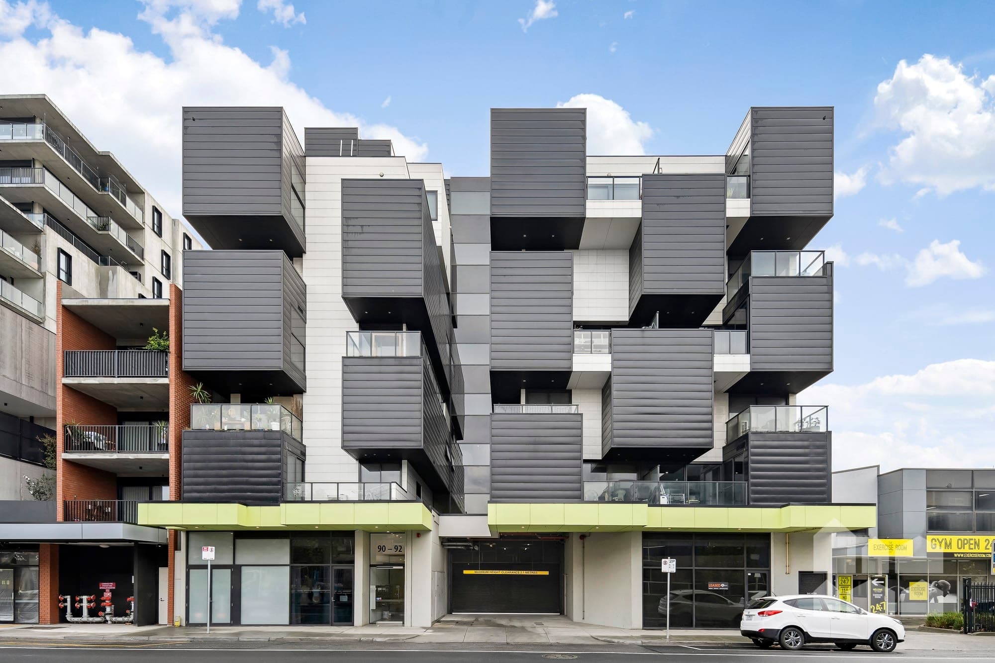 605/90 Buckley Street, Footscray - Thumbnail 2