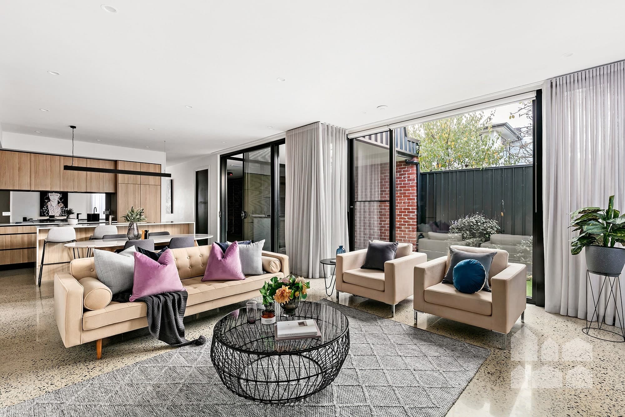 1/53 Stafford Street, Footscray - Thumbnail 4