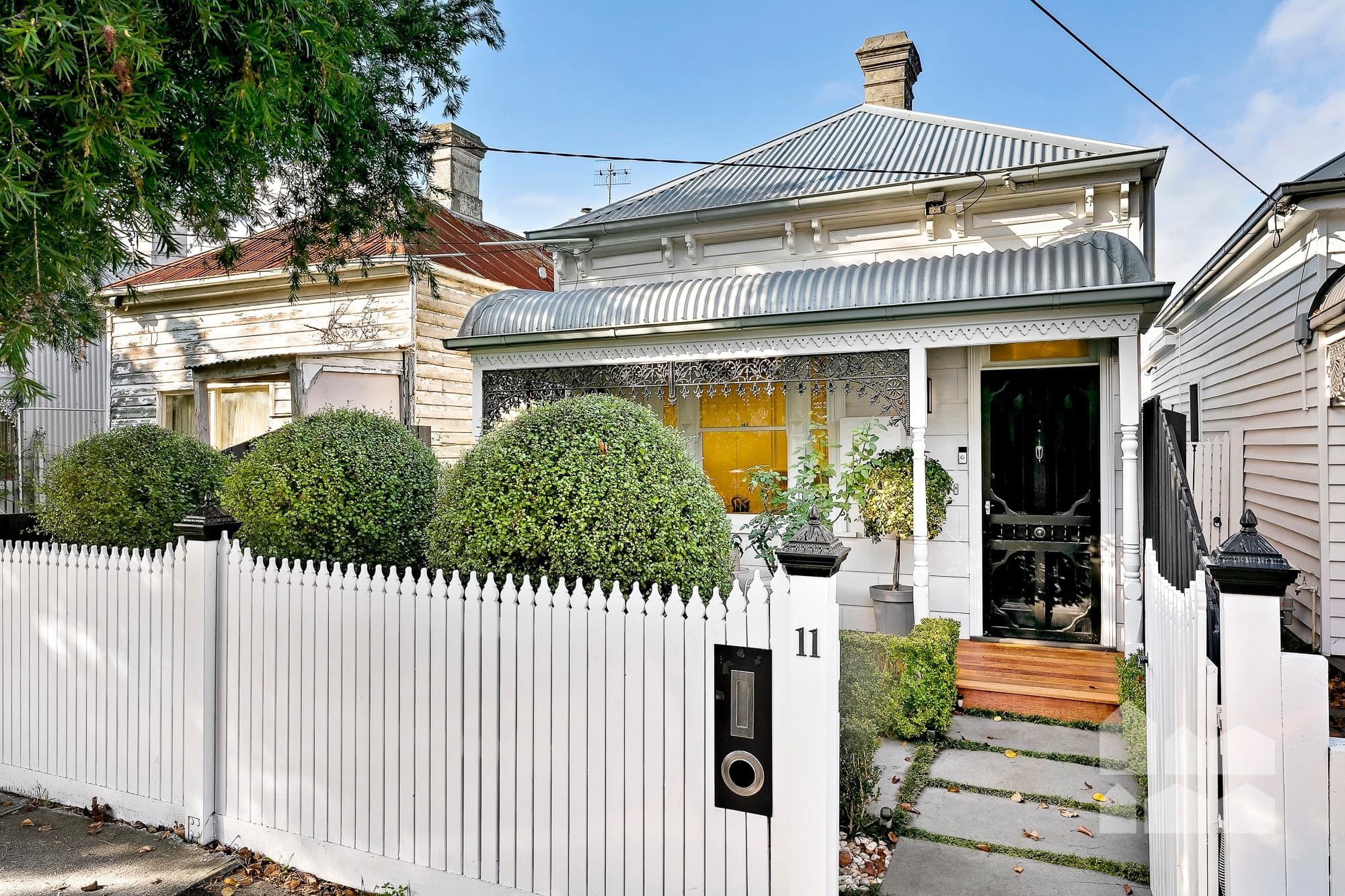 11 James Street, Seddon - Image 1