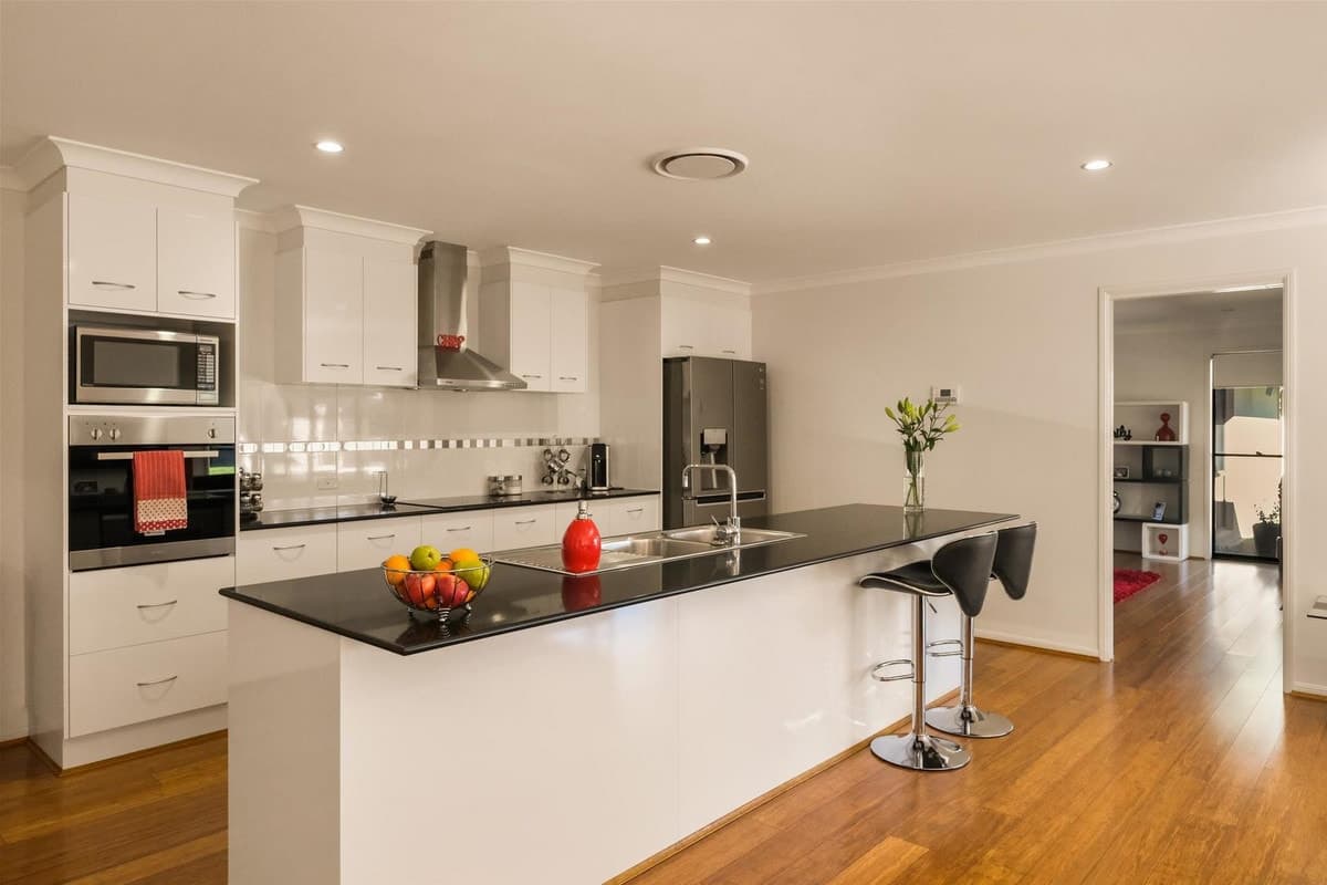 6 Wright Close, SINGLETON NSW 2330, Singleton - Thumbnail 3