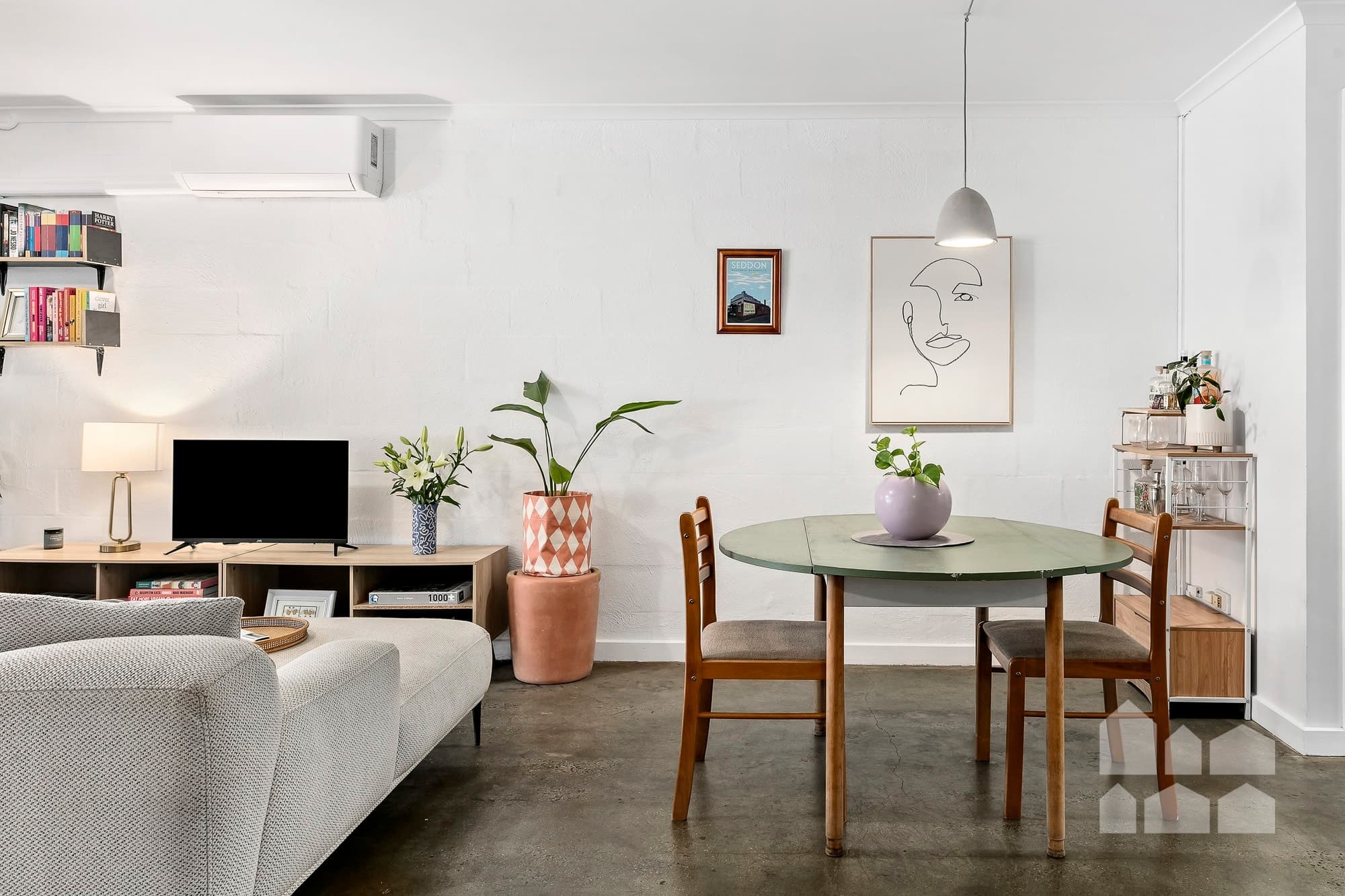2/88 Albert Street, Seddon - Thumbnail 2