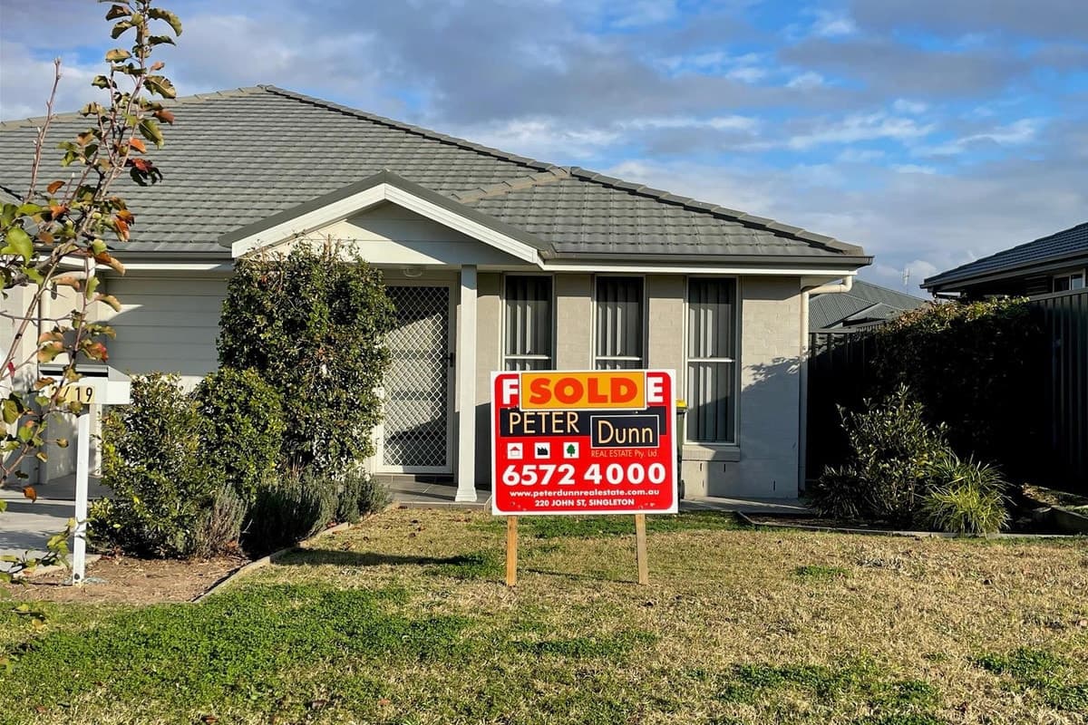 2 / 19 Harpur Street, SINGLETON NSW 2330, Singleton - Image 1