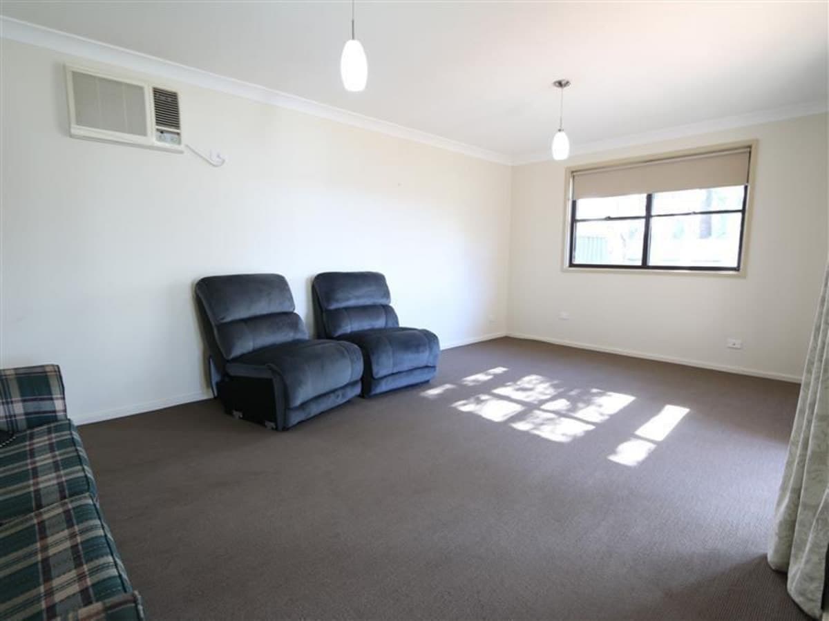 2 Lawson Avenue, SINGLETON NSW 2330, Singleton - Thumbnail 6