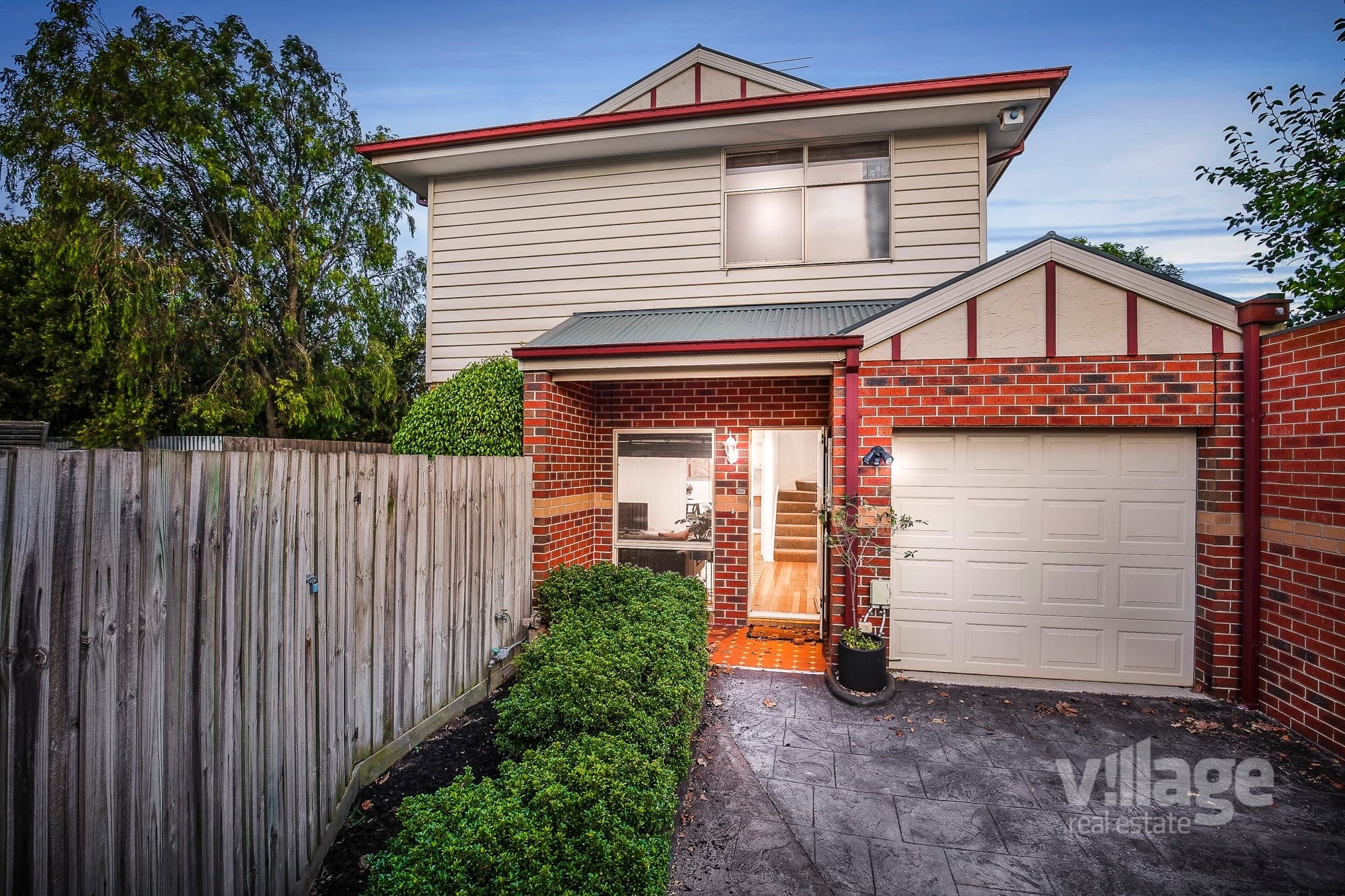 3/55 Bayview Road, Yarraville - Image 1