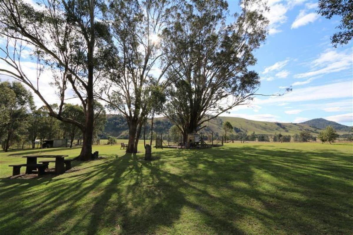 20 Manresa Park Road, SINGLETON NSW 2330, Singleton - Thumbnail 2