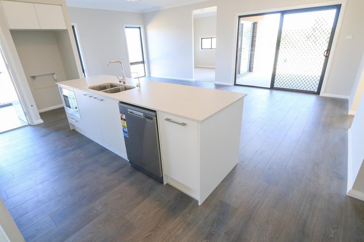 14 Dimmock Street, SINGLETON NSW 2330, Singleton - Thumbnail 5