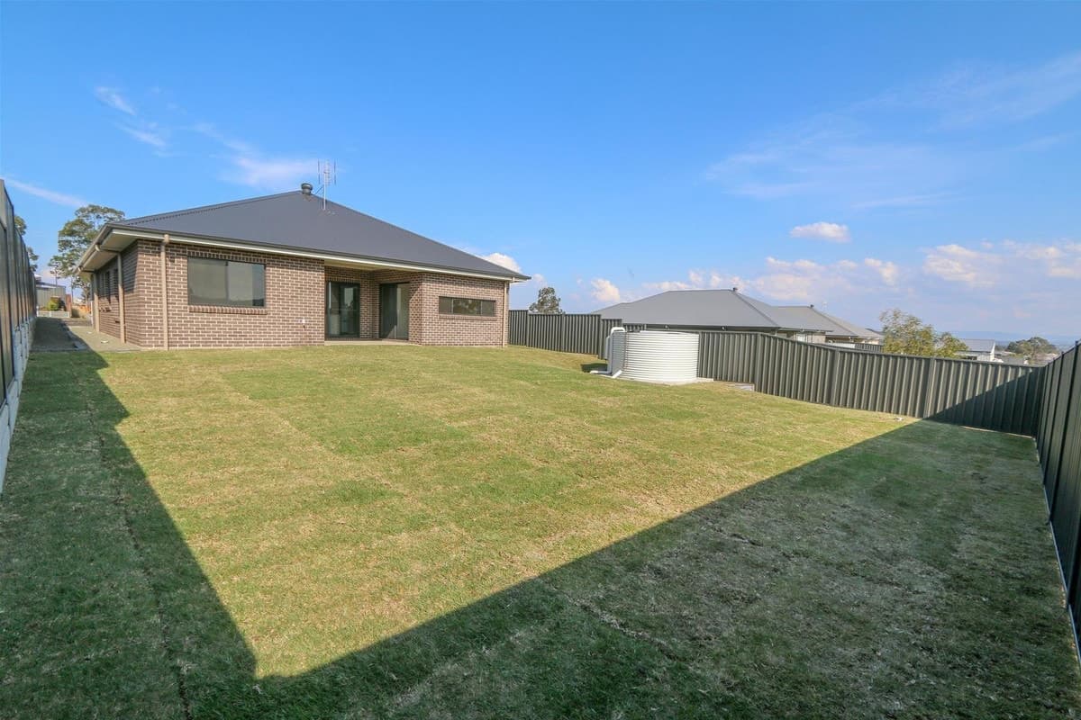 14 Dimmock Street, SINGLETON NSW 2330, Singleton - Thumbnail 8