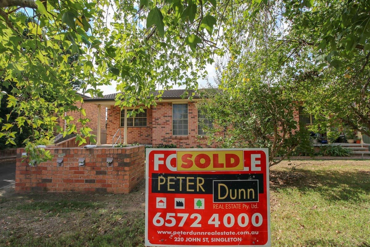 1 / 5 Curtis Street, SINGLETON NSW 2330, Singleton - Image 1