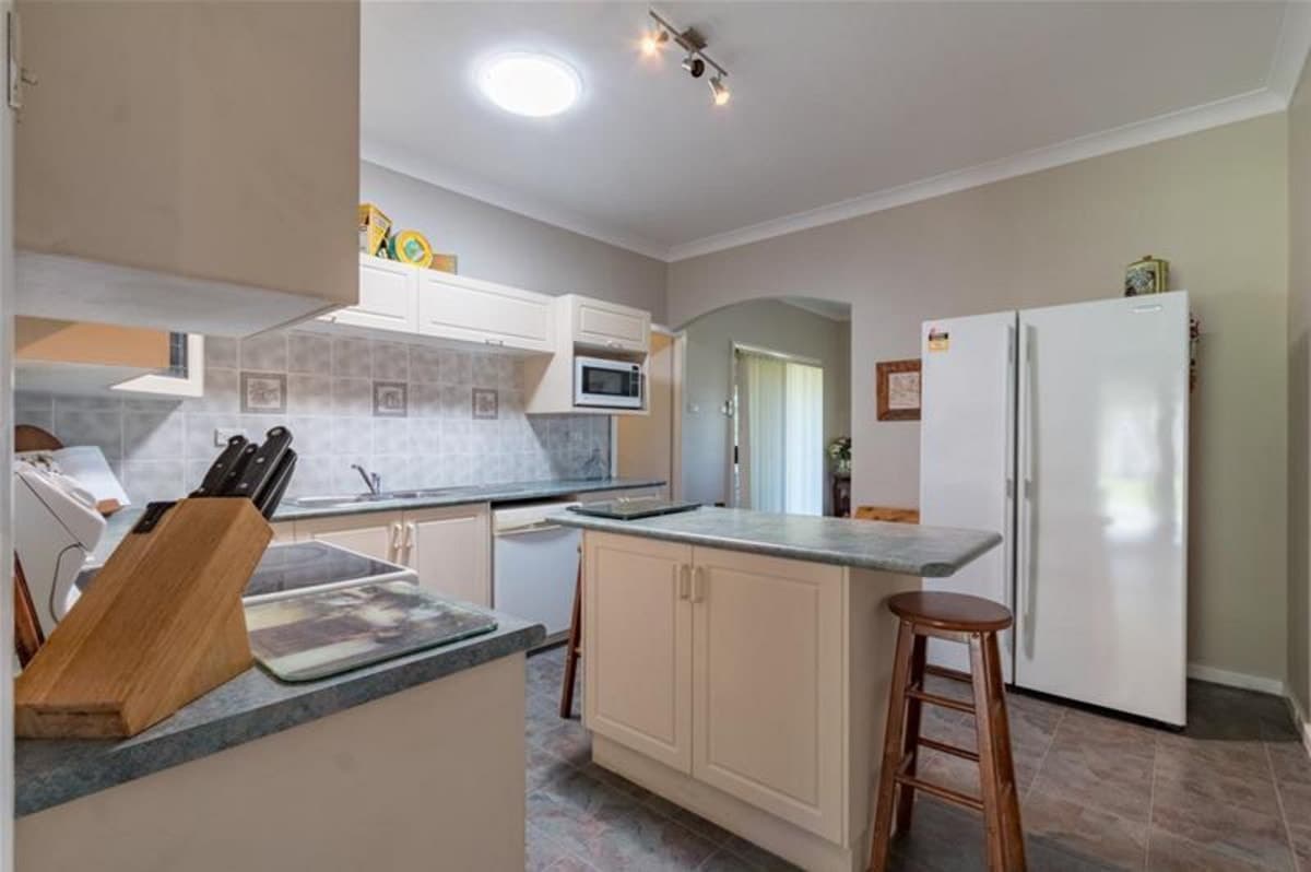 2402 Putty Road, SINGLETON NSW 2330, Singleton - Thumbnail 7
