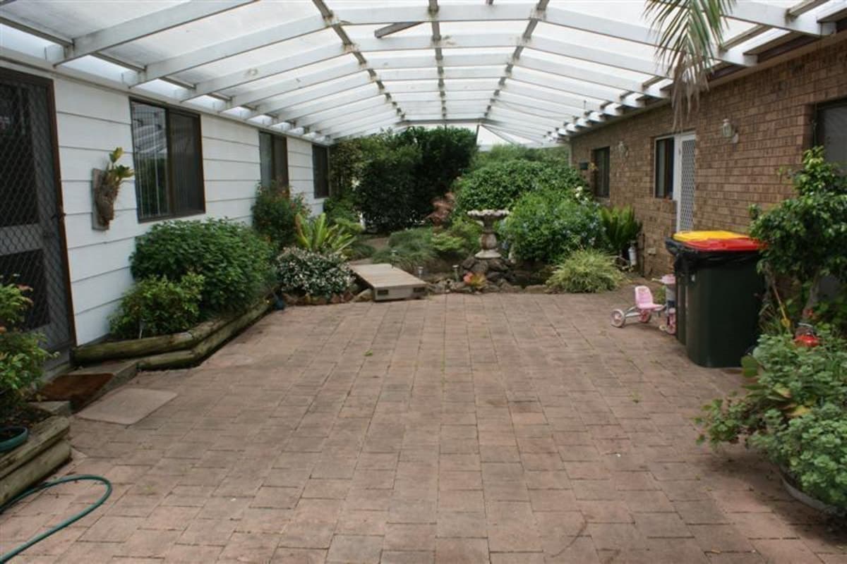 9.85 Hectares..large Home + Granny Flat + 6 Car Garaging!!, Contact Us, Singleton - Thumbnail 2