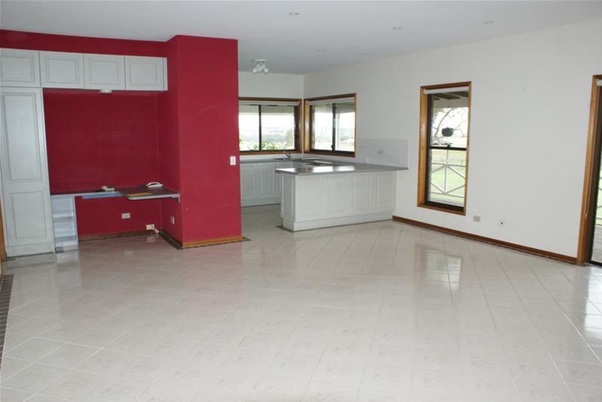 9.85 Hectares..large Home + Granny Flat + 6 Car Garaging!!, Contact Us, Singleton - Thumbnail 6