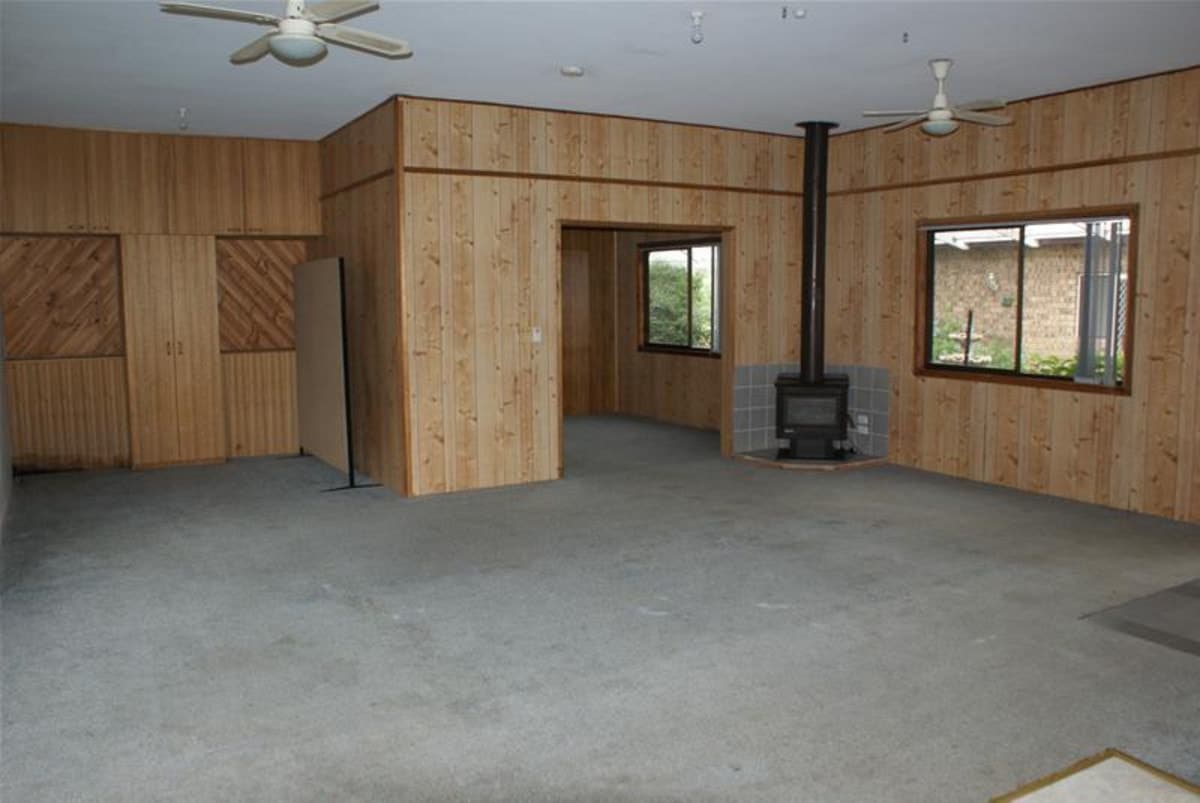 9.85 Hectares..large Home + Granny Flat + 6 Car Garaging!!, Contact Us, Singleton - Thumbnail 7