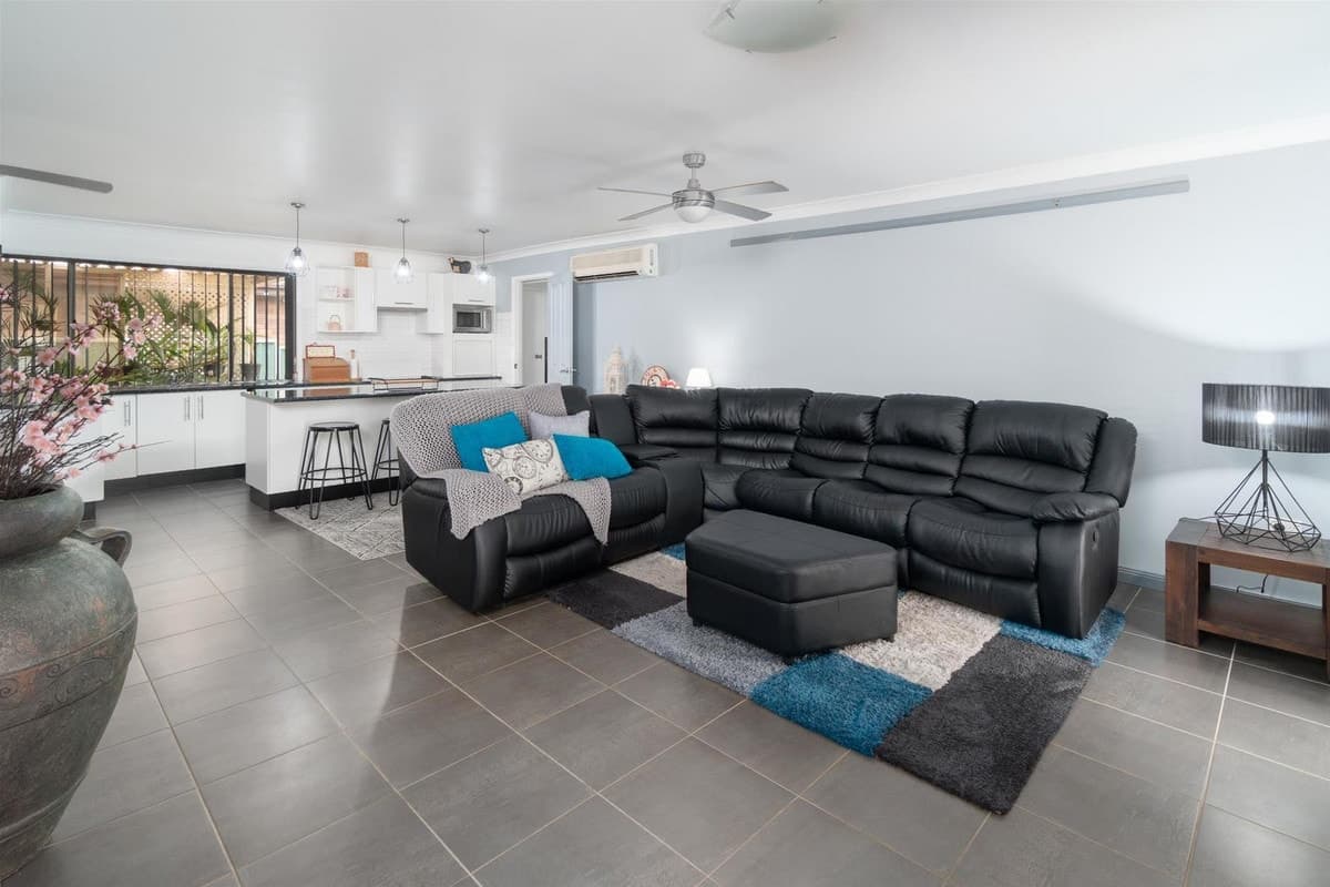 2 Cunningham Parade, SINGLETON NSW 2330, Singleton - Thumbnail 3