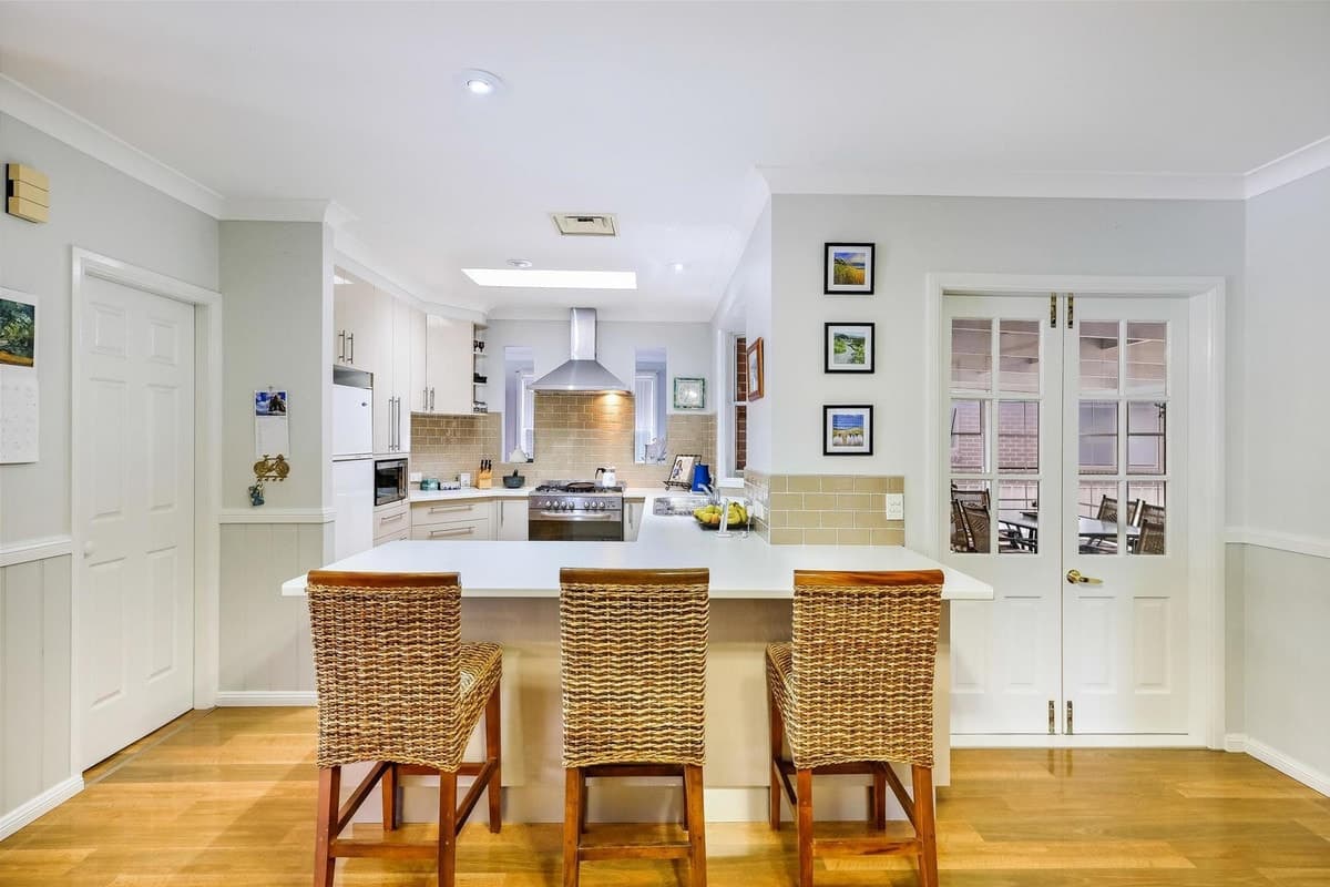 9 West Cranston Avenue, SINGLETON NSW 2330, Singleton - Thumbnail 2