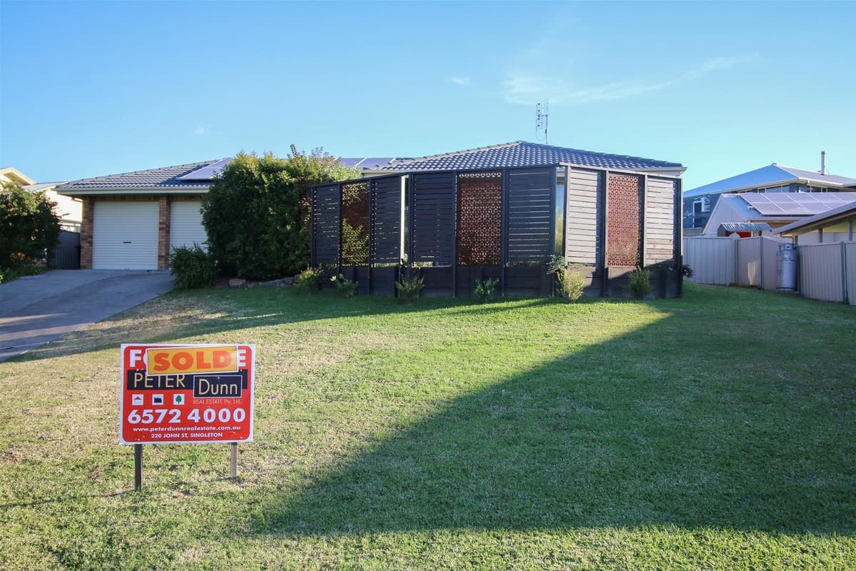 14 Heather Place, SINGLETON NSW 2330, Singleton - Image 1