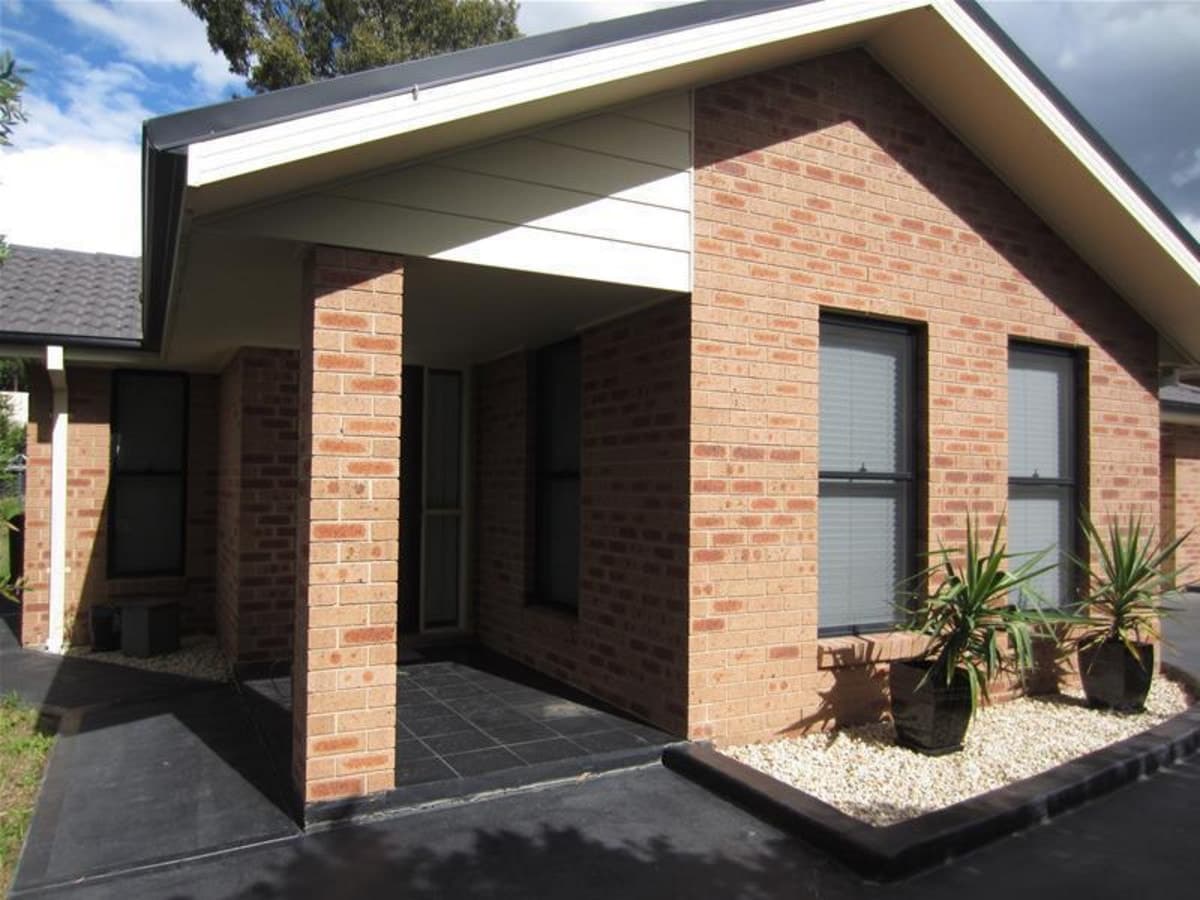 2 / 13B Beh Close, SINGLETON NSW 2330, Singleton - Image 1