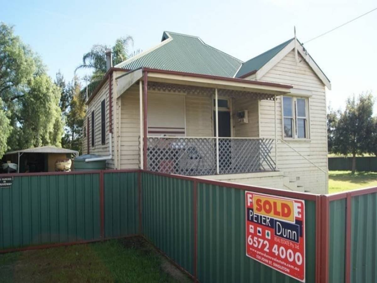 5 Bridgman Road, SINGLETON NSW 2330, Singleton - Image 1