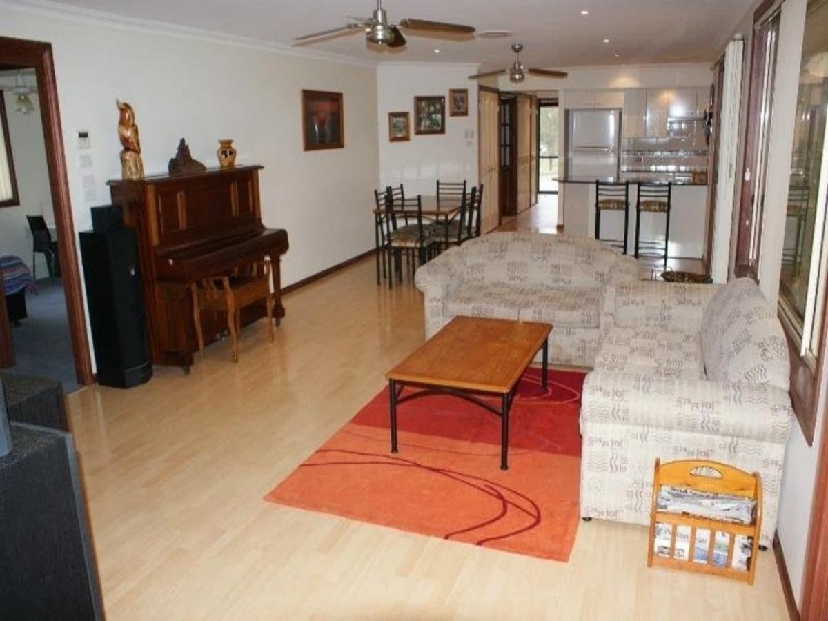 13 Llanrian Drive, SINGLETON NSW 2330, Singleton - Thumbnail 8