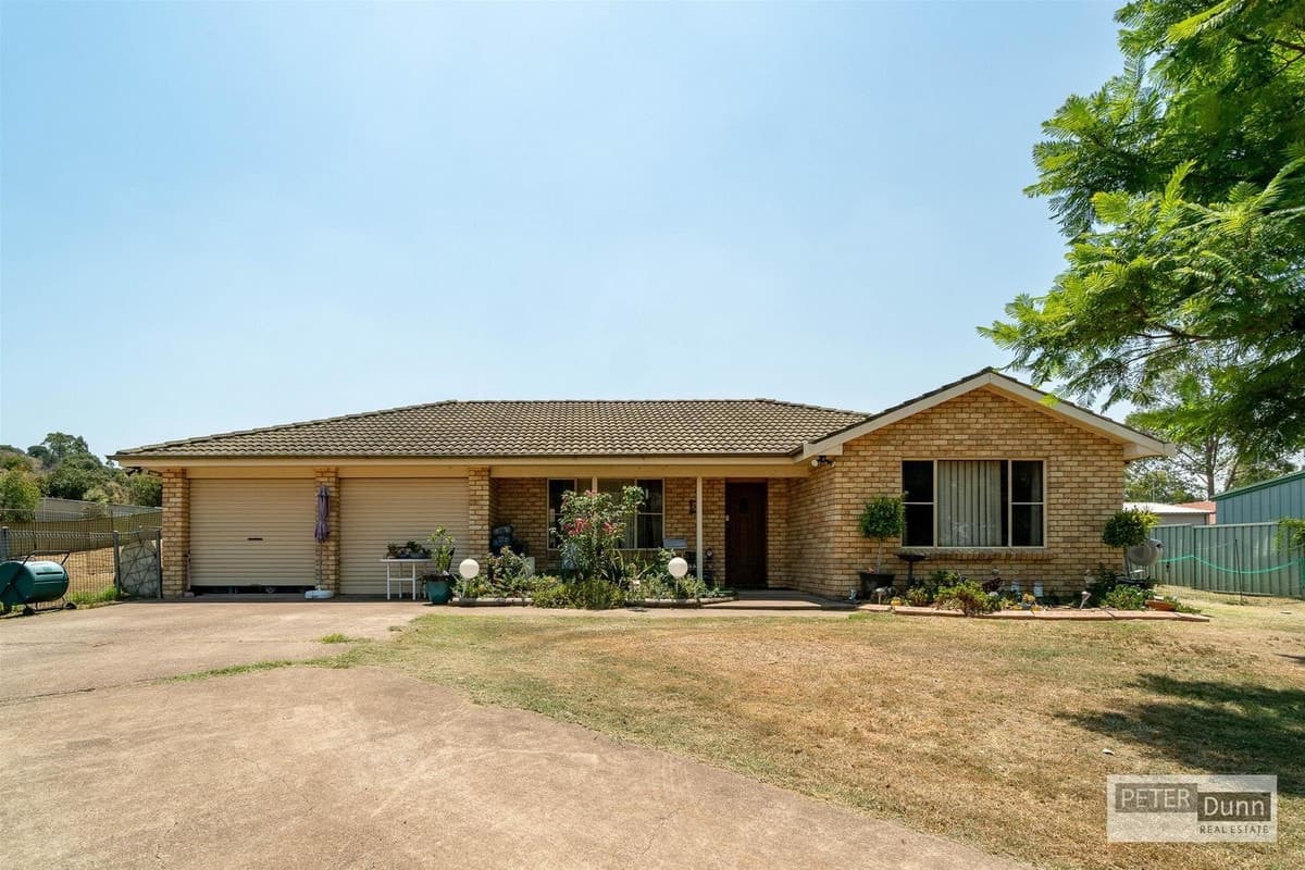 44 Lachlan Avenue, SINGLETON NSW 2330, Singleton - Image 1