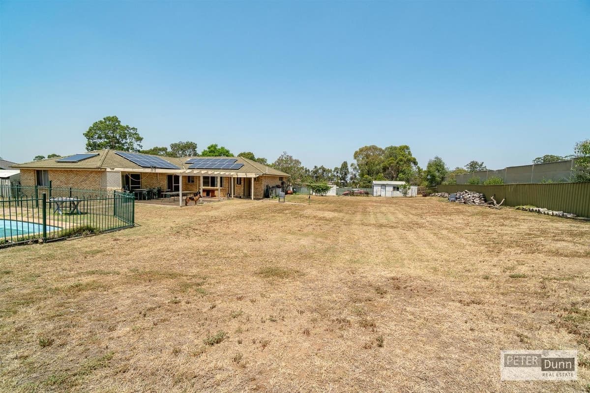 44 Lachlan Avenue, SINGLETON NSW 2330, Singleton - Thumbnail 2