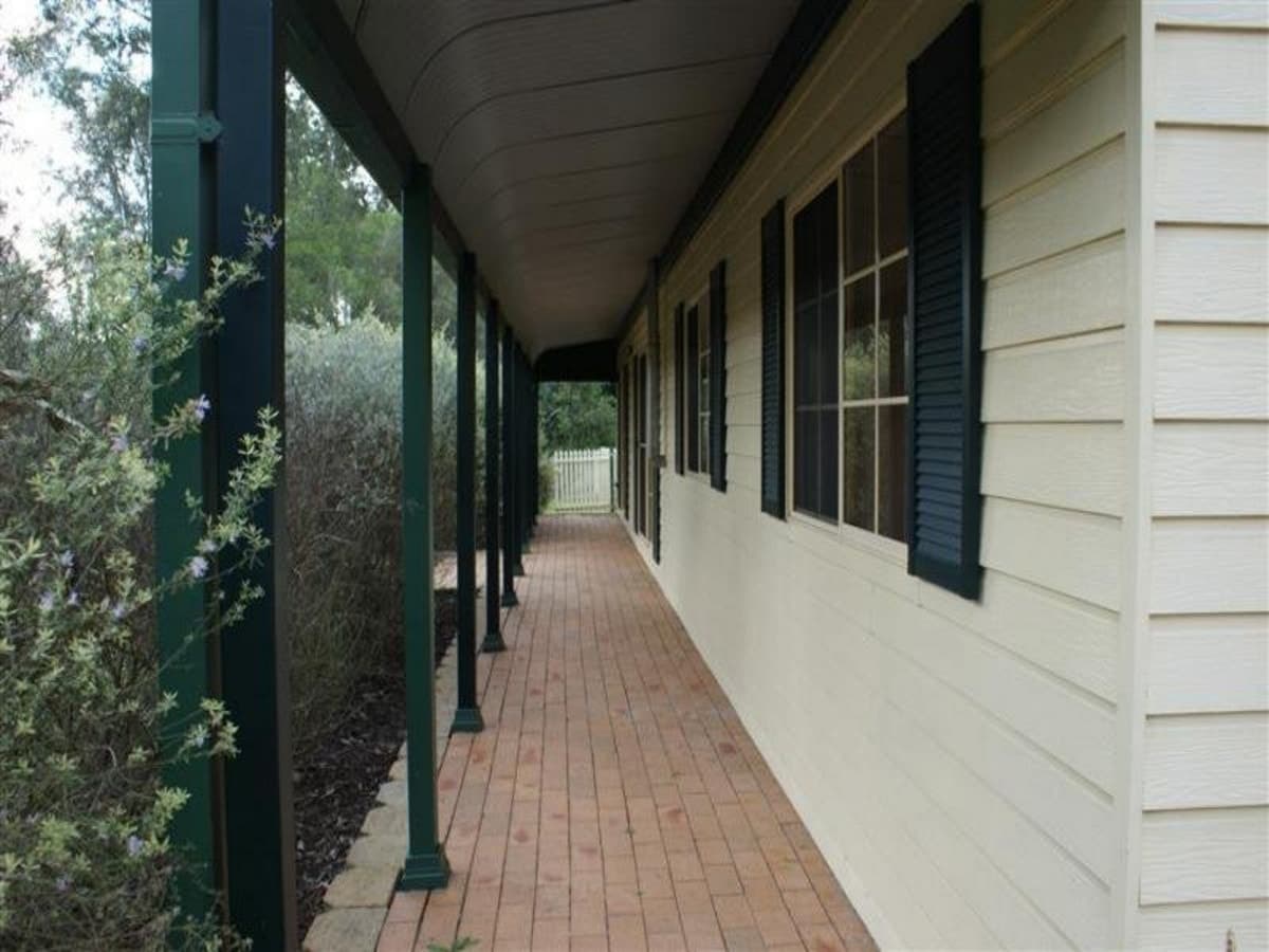 32 D\'Arbon Avenue, SINGLETON NSW 2330, Singleton - Thumbnail 2