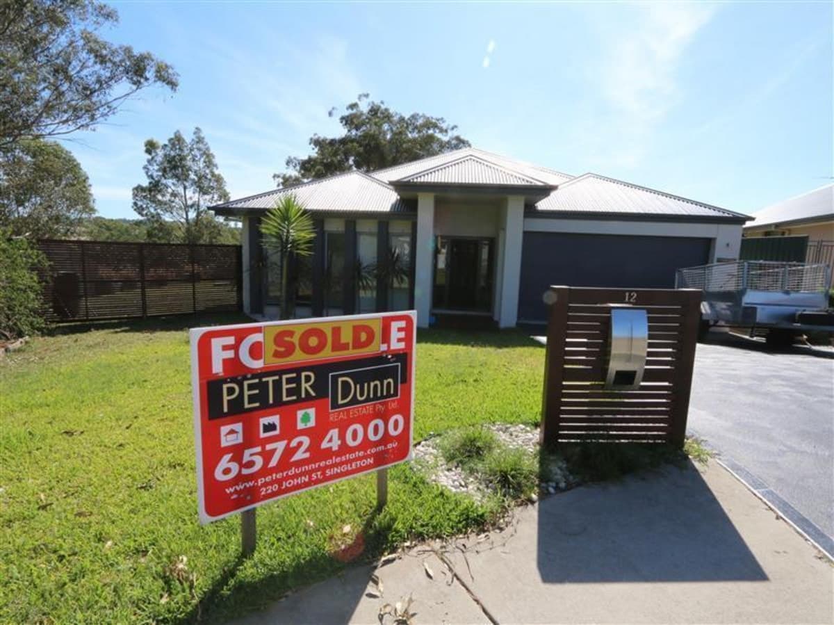 12 Pinchin Close, SINGLETON NSW 2330, Singleton - Image 1