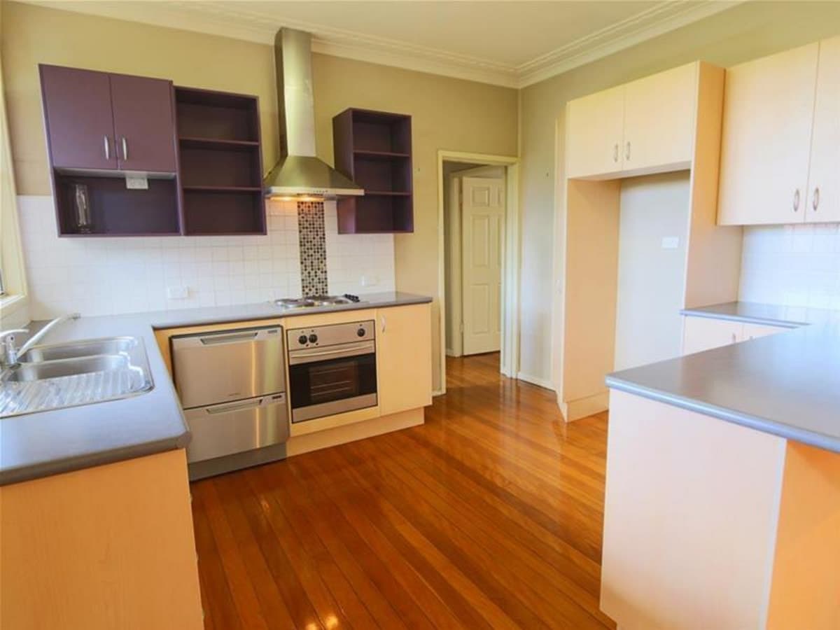 34 Barton Avenue, SINGLETON NSW 2330, Singleton - Thumbnail 2