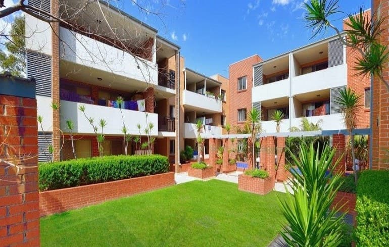 60 / 30-44 Railway Terrace, Granville - Image 1
